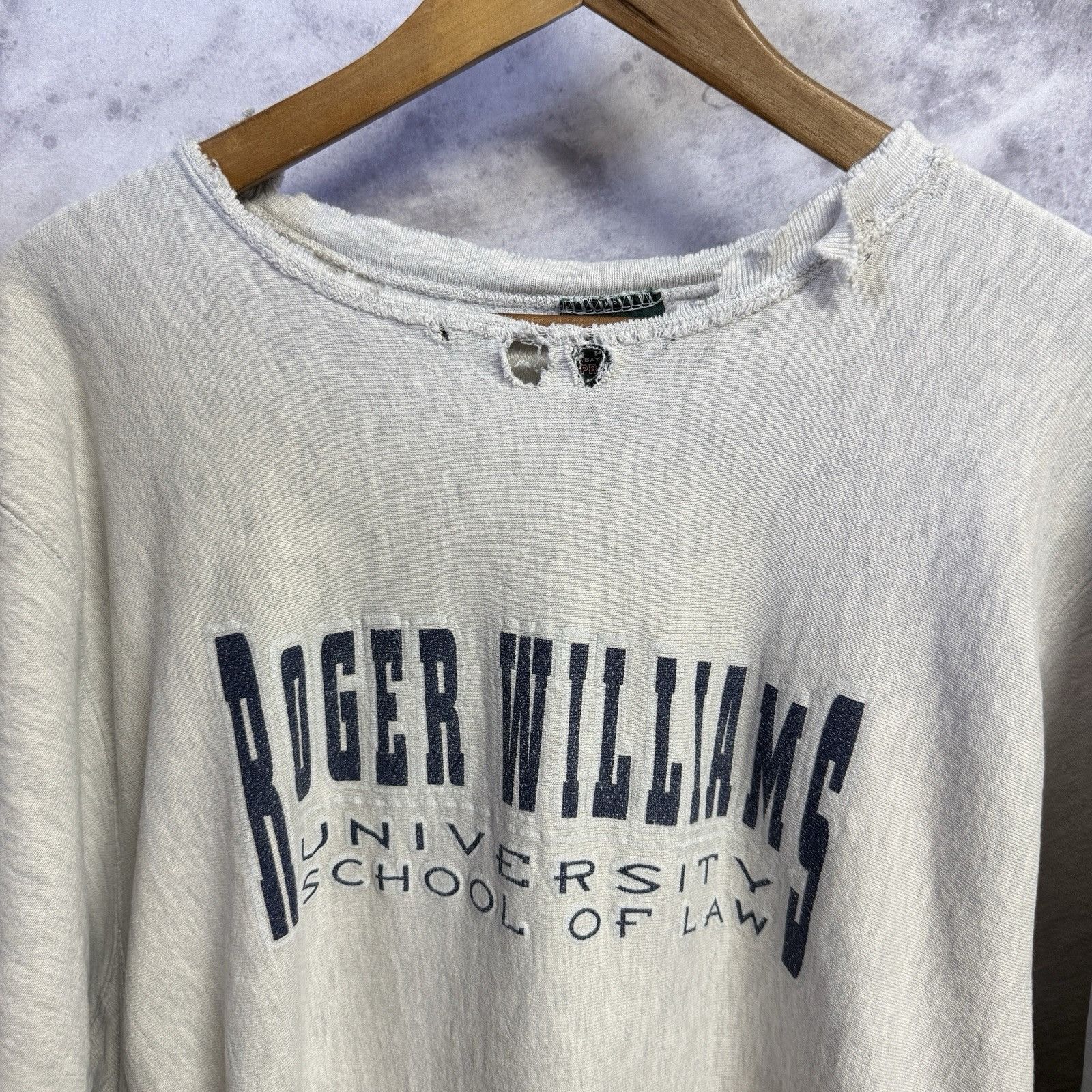 Vintage Vintage 90s Roger Williams University Law School Sweatshirt Size US XL / EU 56 / 4 - 4 Thumbnail