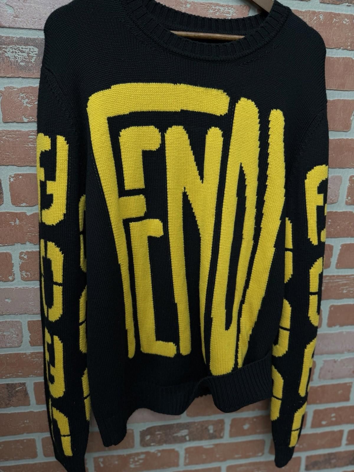 Fendi Men's Fendi Brown, Black & Yellow Sweater Size 52 Knit $1k Size US L / EU 52-54 / 3 - 6 Thumbnail