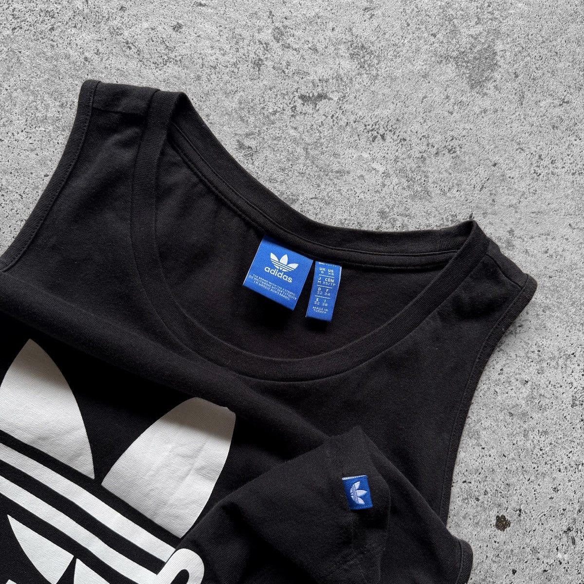 Adidas Adidas Womens Black Cropped Tank Top Center Print Logo Size XS / US 0-2 / IT 36-38 - 4 Thumbnail