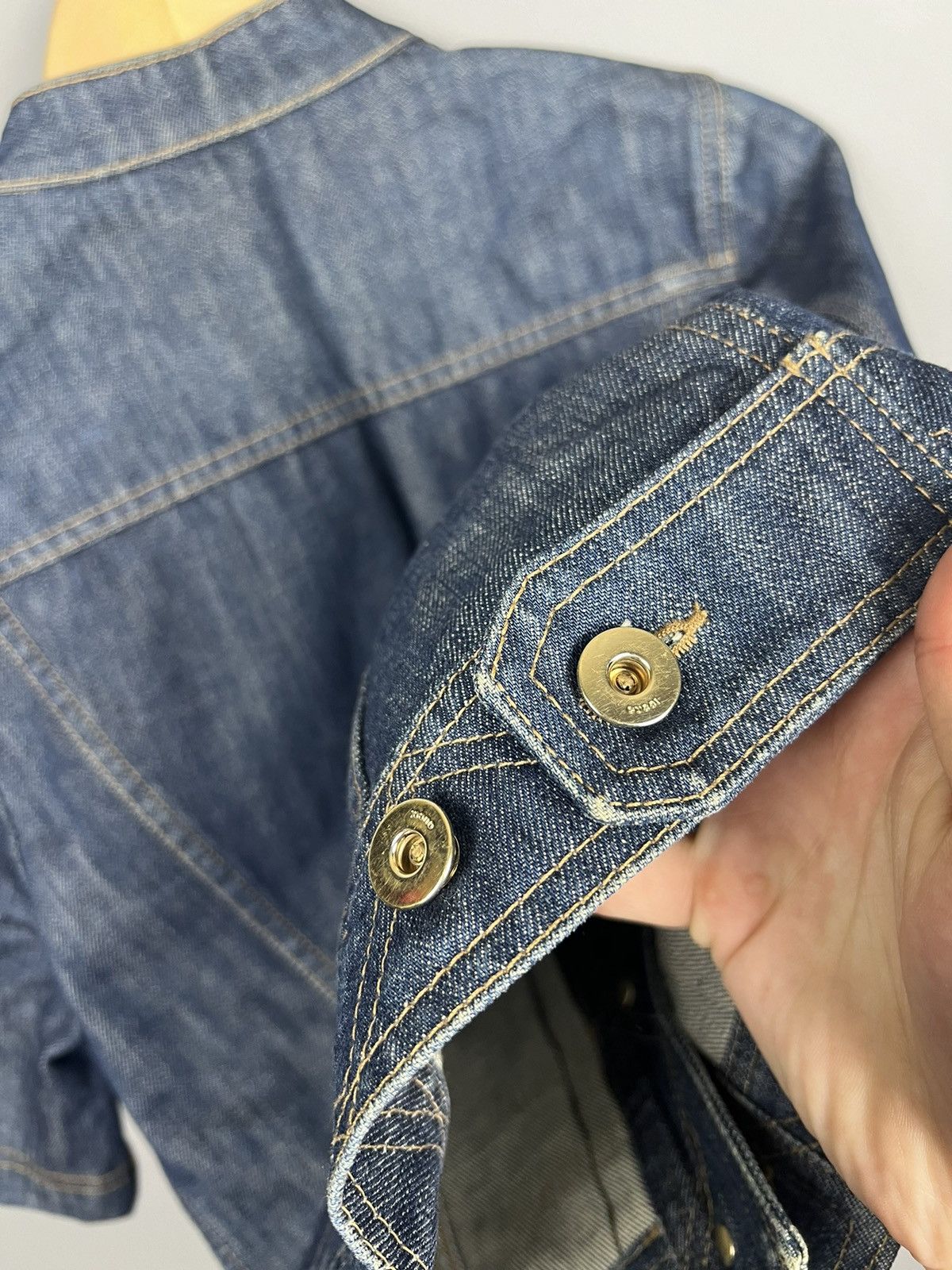 Gucci Rare Vintage Gucci Tomford Era Denim Jacket short sleeve Size XS / US 0-2 / IT 36-38 - 10 Thumbnail