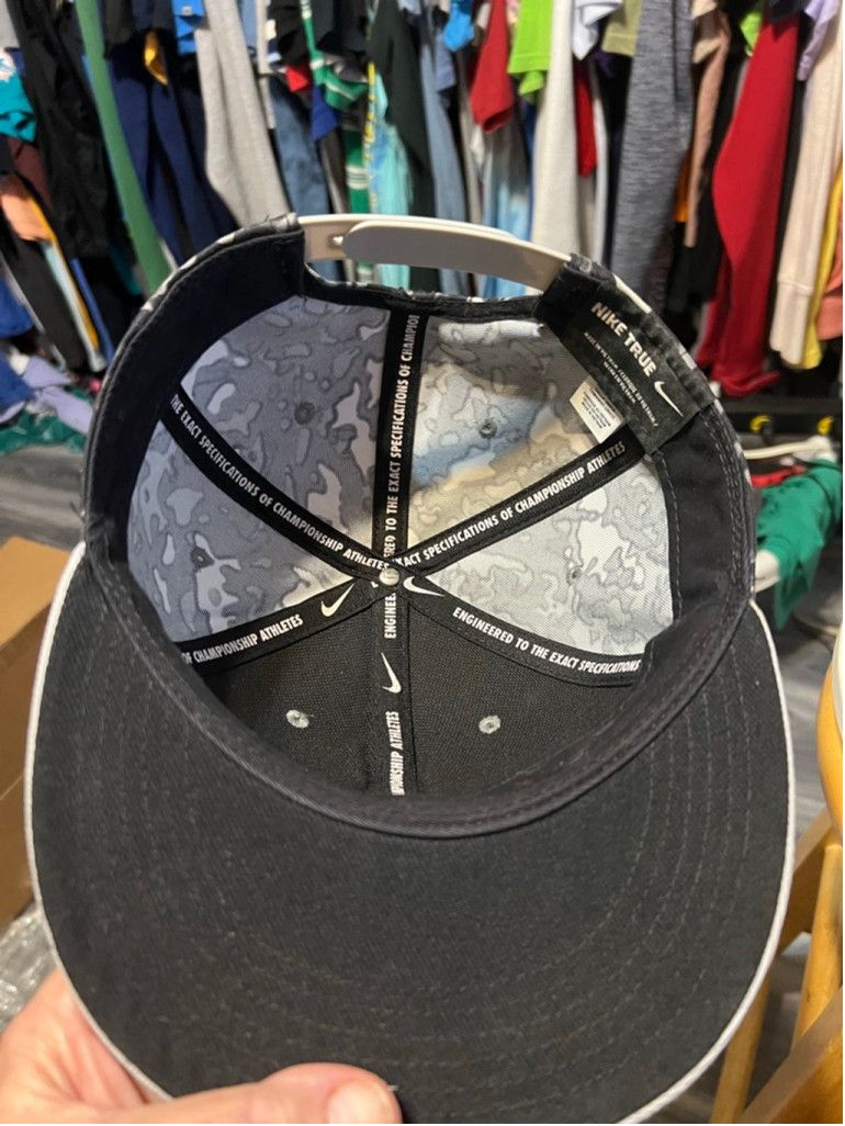 Nike Men's Nike True One Size Black Grey Camo Flat Brim Snapback Size ONE SIZE - 5 Thumbnail