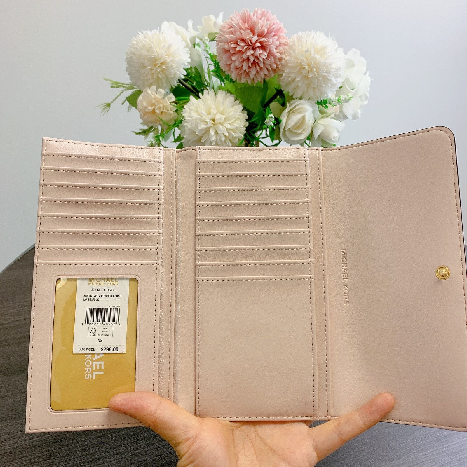 Michael Kors Michael Kors 35R4GTVF9V Jet Set Travel Collection Trifold Size ONE SIZE - 5 Thumbnail