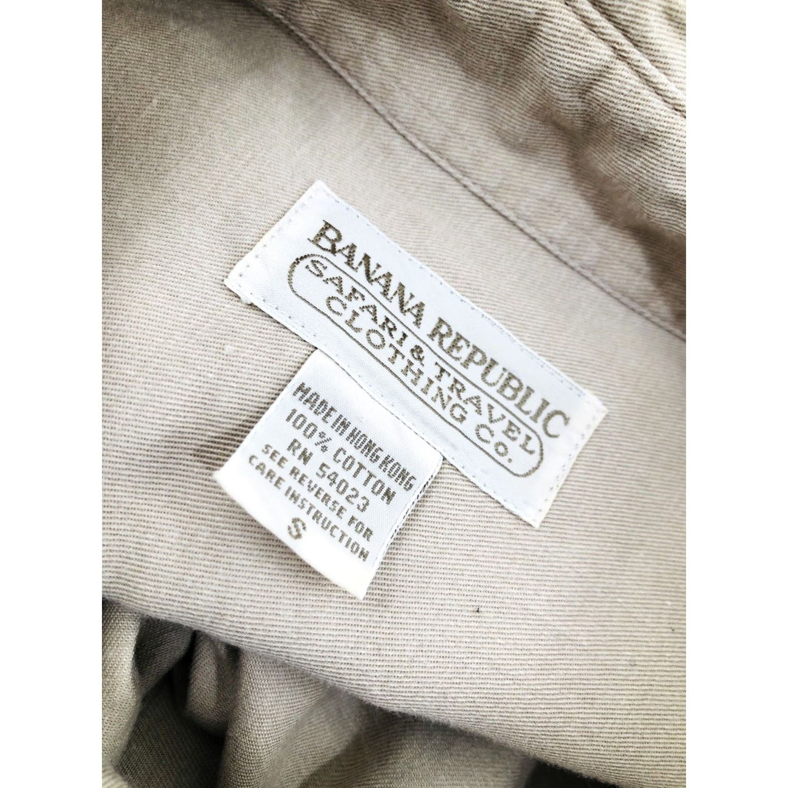 Banana Republic BANANA REPUBLIC - Vintage Classic Safari Epaulets Mens Shirt S Beige Long Sleeve Button-Up Shirt Mens Shirts? Size US S / EU 44-46 / 1 - 6 Thumbnail