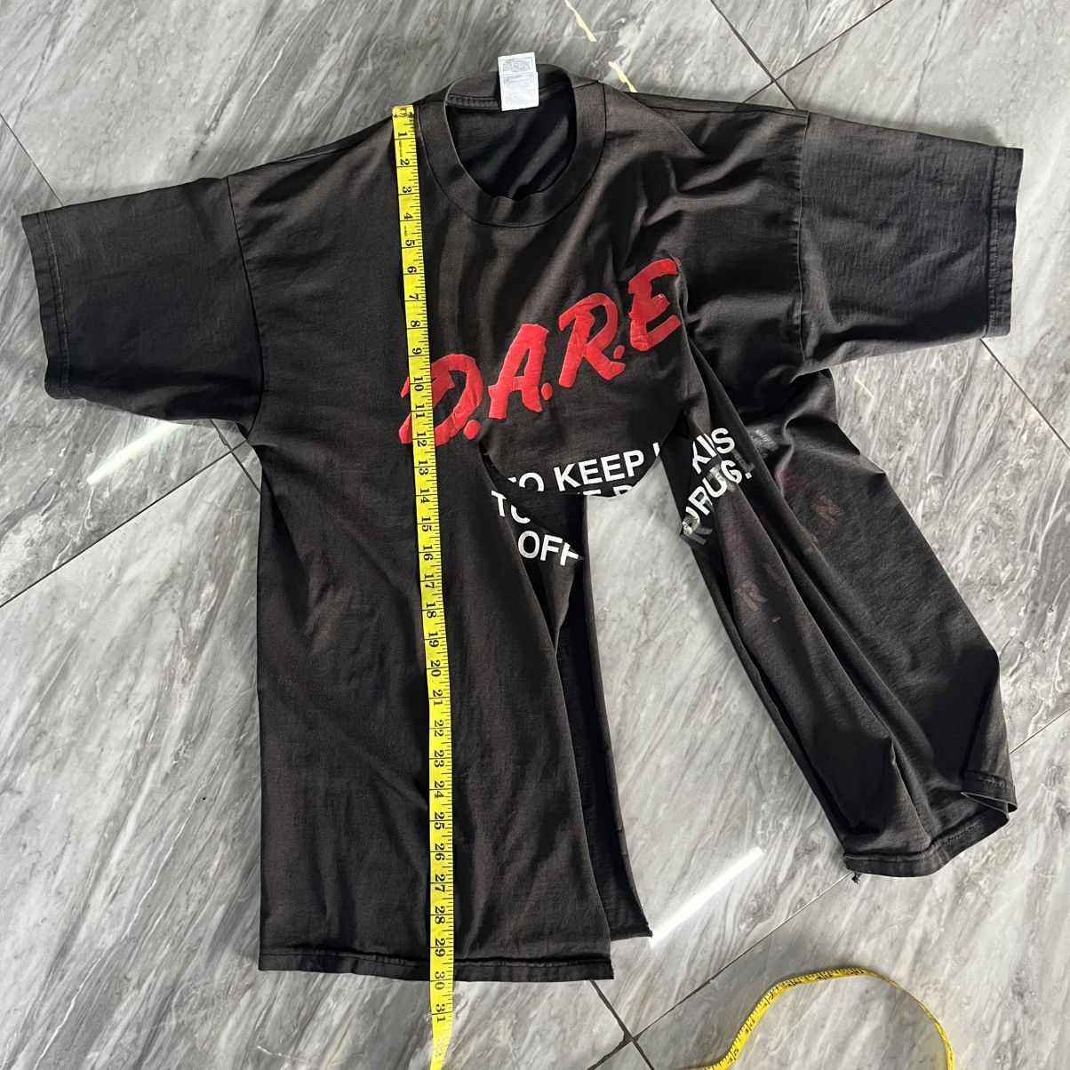 D.A.R.E Thrashed Faded Vintage 1990s DARE Destroyed Look Tee Size US XL / EU 56 / 4 - 7 Thumbnail