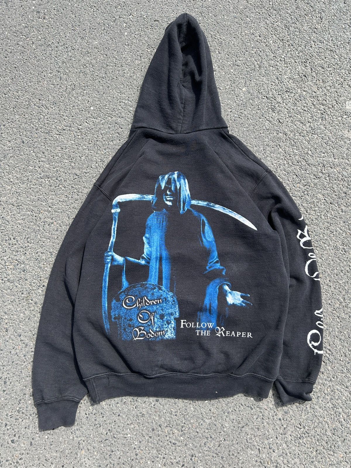 image of Band Tees x Vintage Children Of Bodom Follow The Reaper Vintage 00S Hoodie in Black (Size Medium)