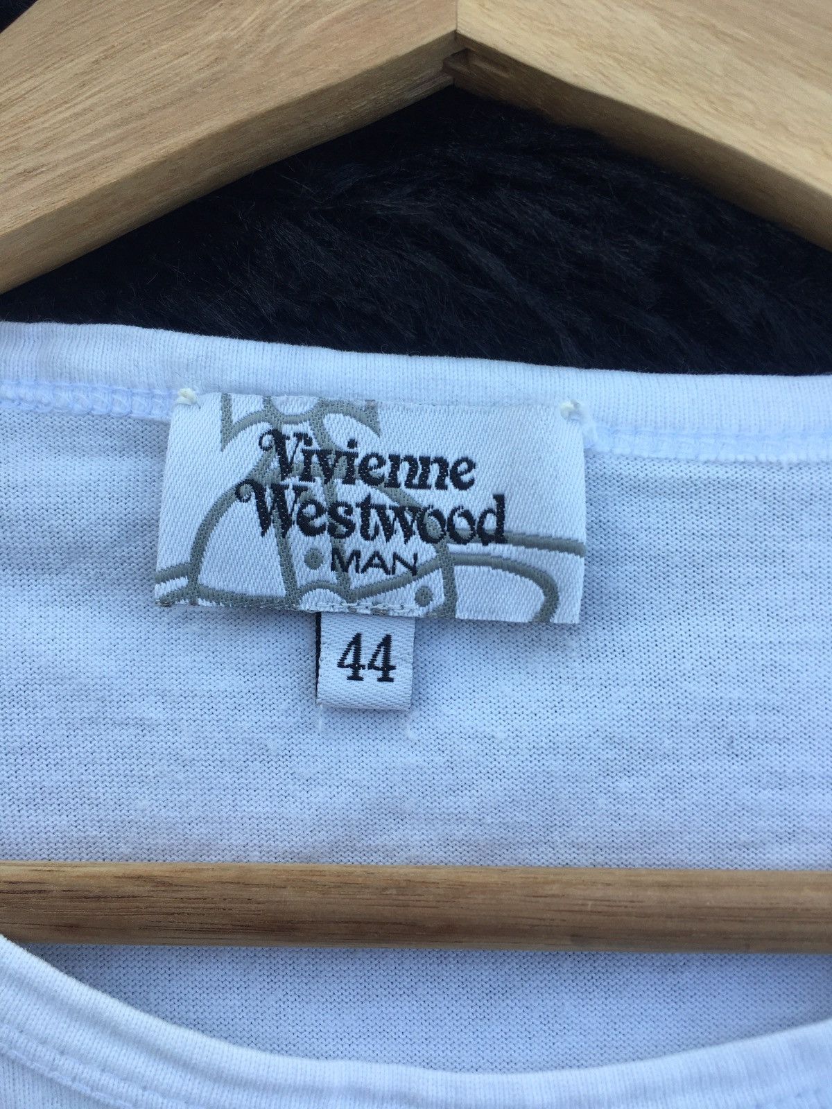 Vivienne Westwood Rare Vintage Vivienne Westwood Spellout Tshirt Size M / US 6-8 / IT 42-44 - 11 Thumbnail
