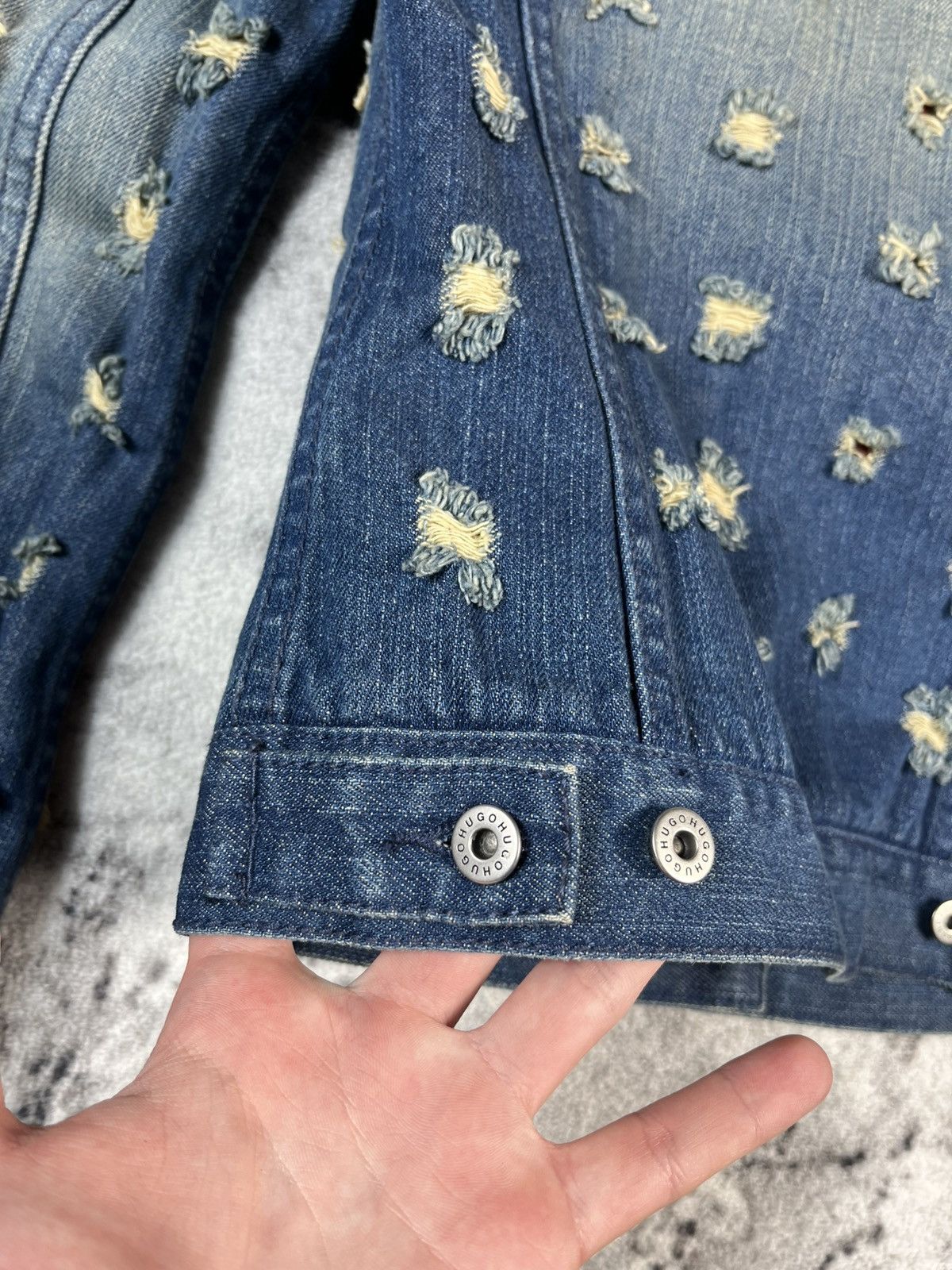Hugo Boss Hugo Boss Distressed Denim Jacket Women S Blue Size S / US 4 / IT 40 - 15 Thumbnail