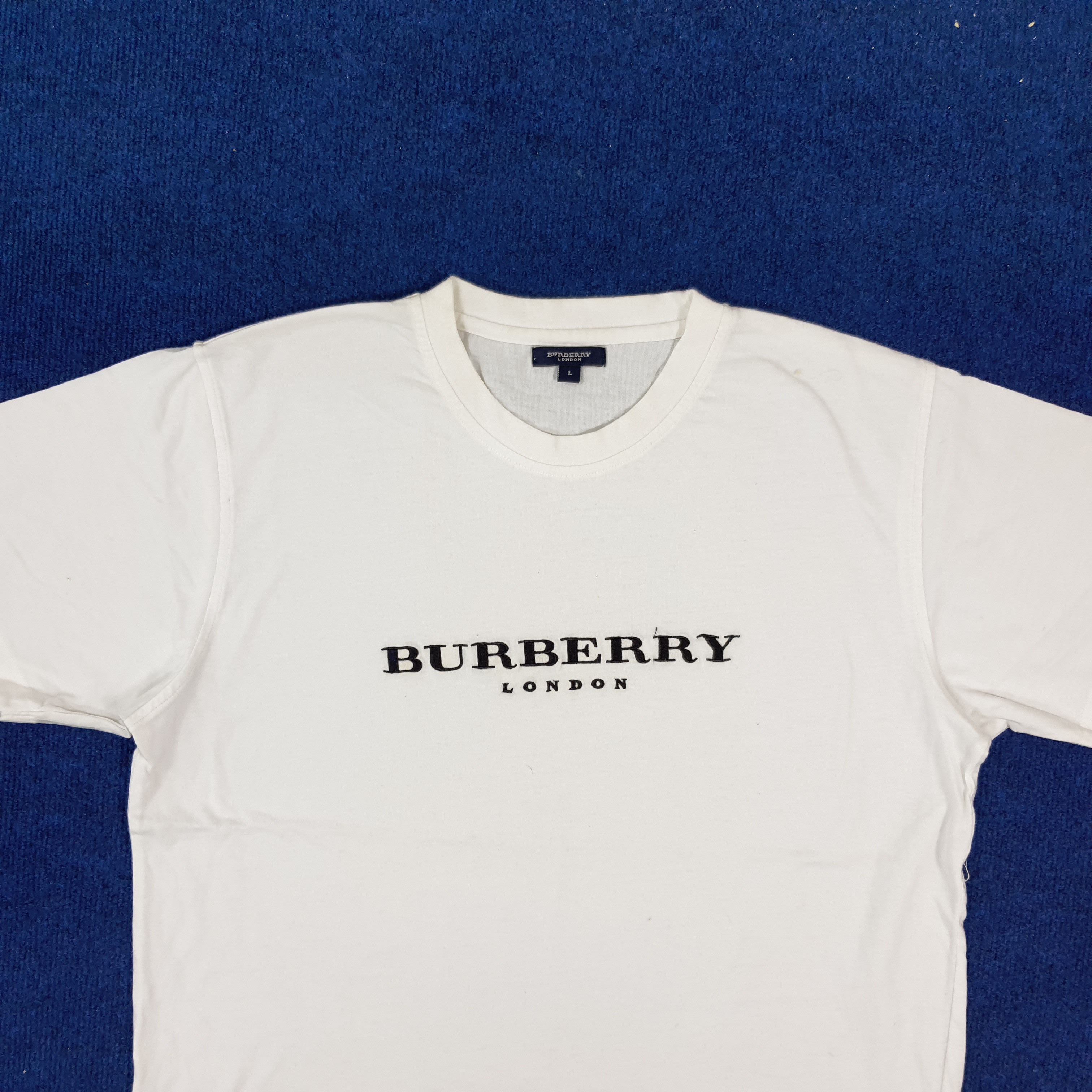 Burberry × Vintage Vintage Burberry London Spell Out Designer Tshirt Size US L / EU 52-54 / 3 - 2 Thumbnail