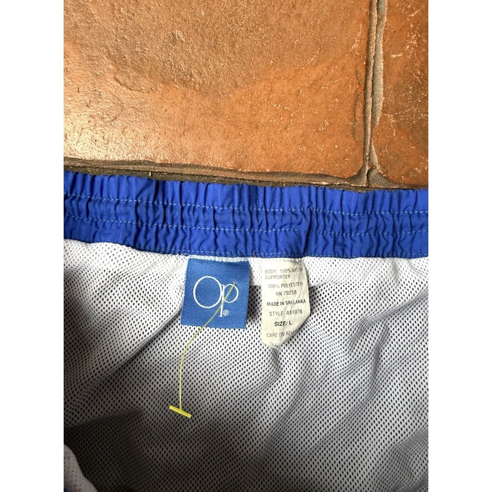 Ocean Pacific VINTAGE Ocean Pacific OP Nylon Swim Trunks Mens Large Lined Pockets Surf Black 90s Size US 33 - 2 Thumbnail