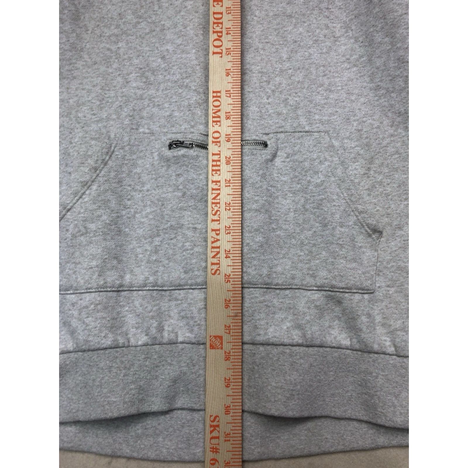 Fabletics **FABLETICS WOMENS TURTLE NECK LARGE GRAY SWEATER** User: **FABLETICS WOMENS LARGE TURTLE NECK GRAY SWEATER** Size L / US 10 / IT 46 - 5 Thumbnail