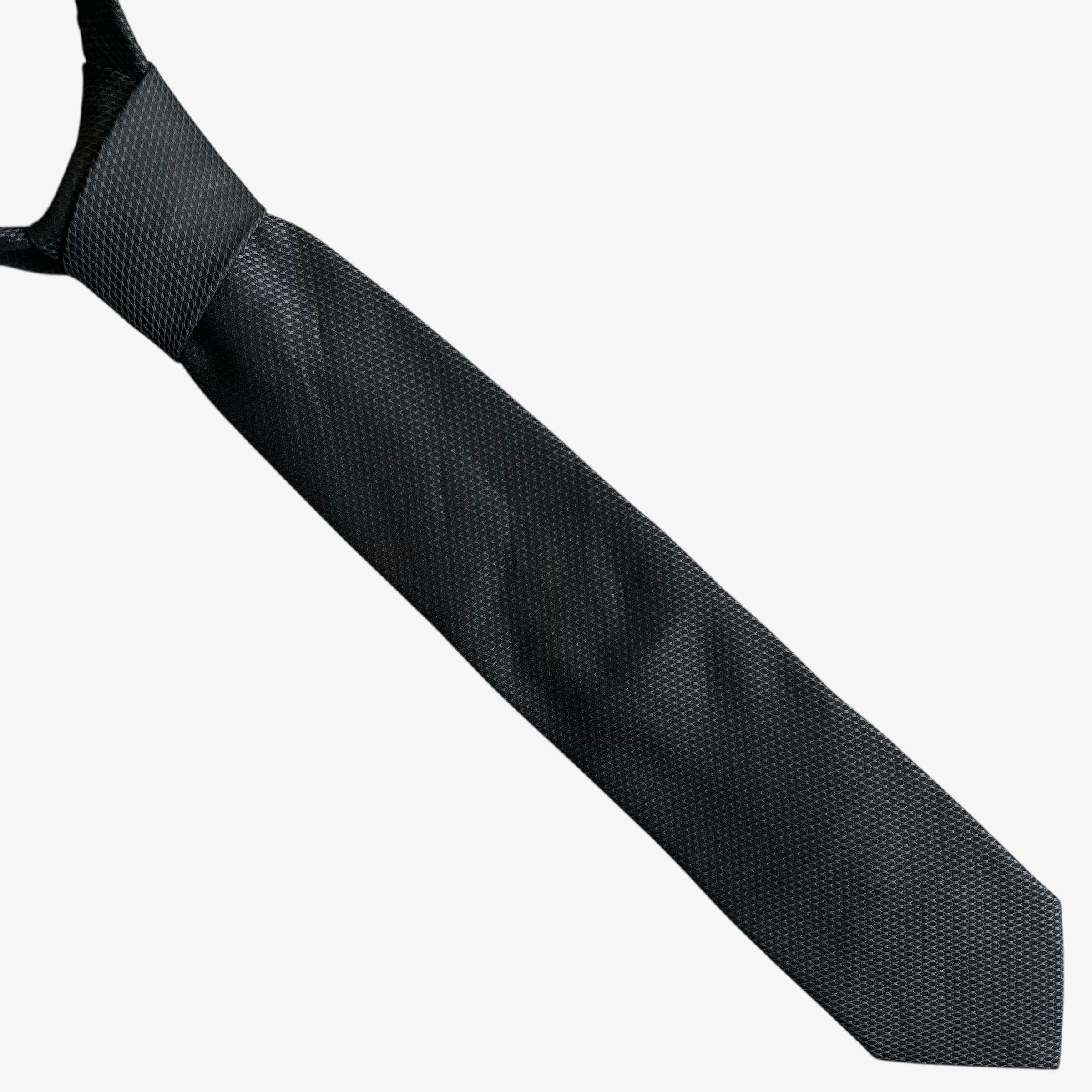Hugo Boss Vintage Y2K Hugo Boss Textured Grey & Black Silk Tie Size ONE SIZE - 1 Thumbnail