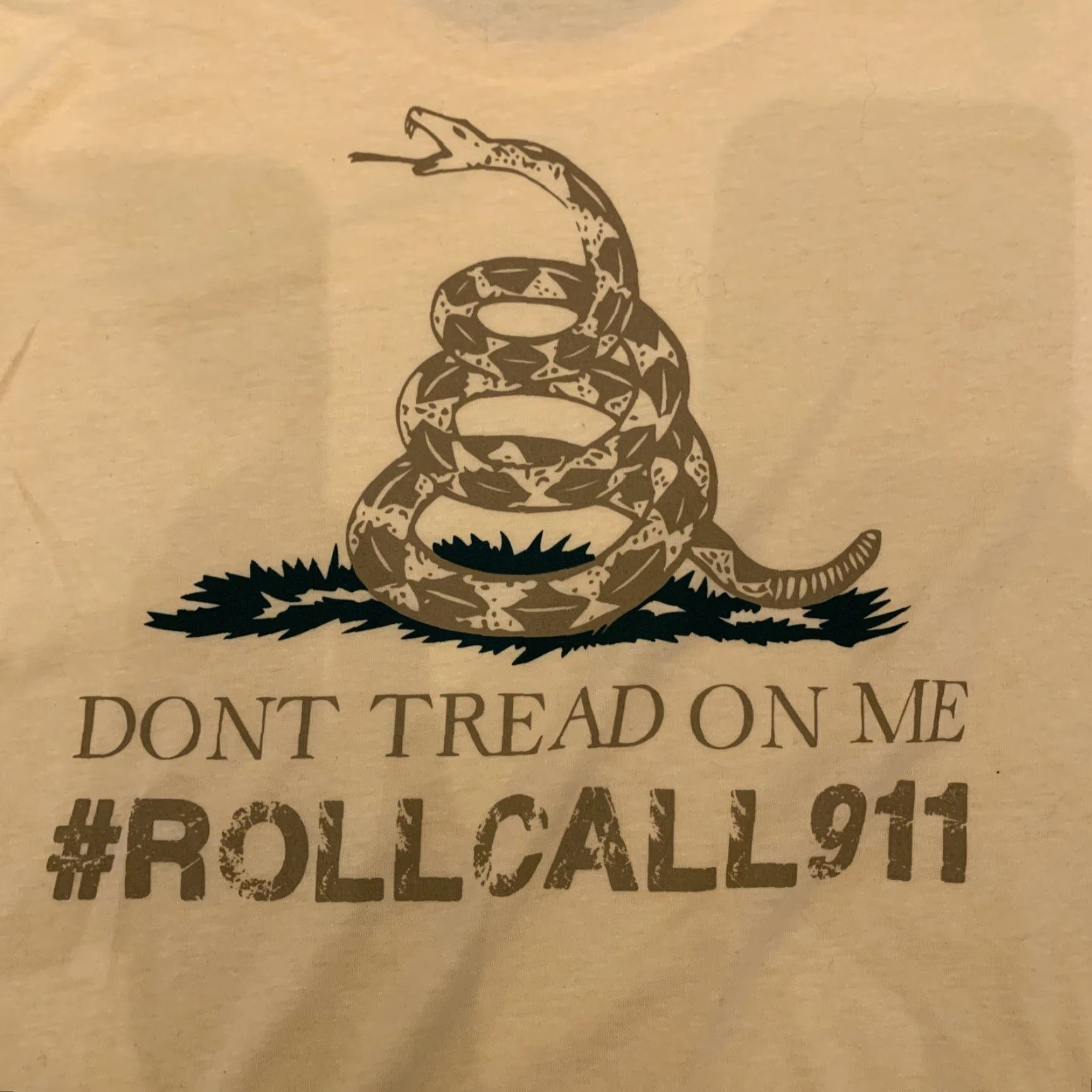 Next Level Roll Call Indoor Shooting Range Marines Patriotic T Shirt Sz S Don’t Tread On Me | Next Level | Men | Regular | T-Shirt | S | Yellow | Patriotic Size US S / EU 44-46 / 1 - 5 Thumbnail