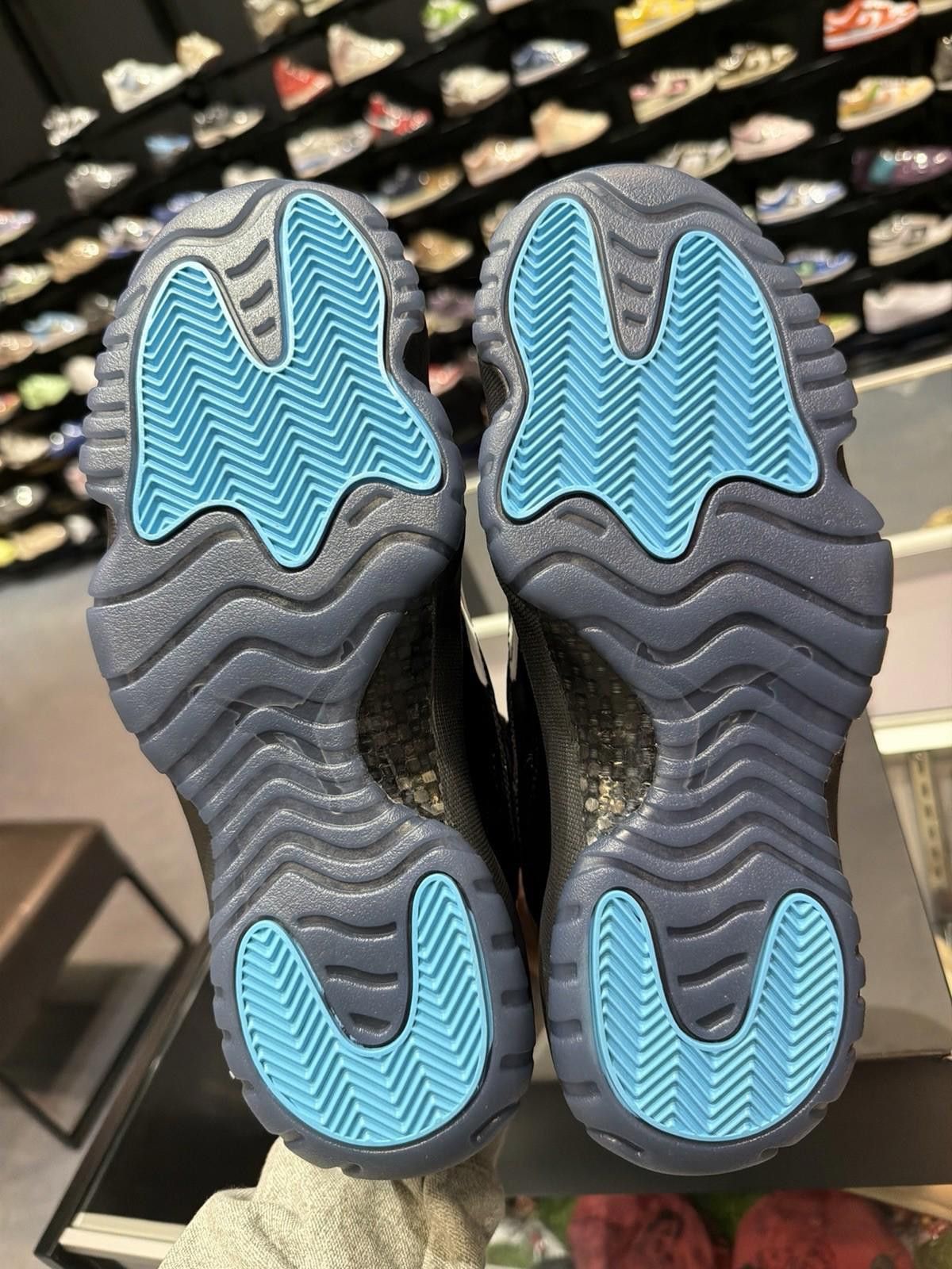 Jordan Brand Air Jordan Retro 11 Gamma Blue Size (9) 2025 CT8012-047 Size US 9 / EU 42 - 11 Thumbnail