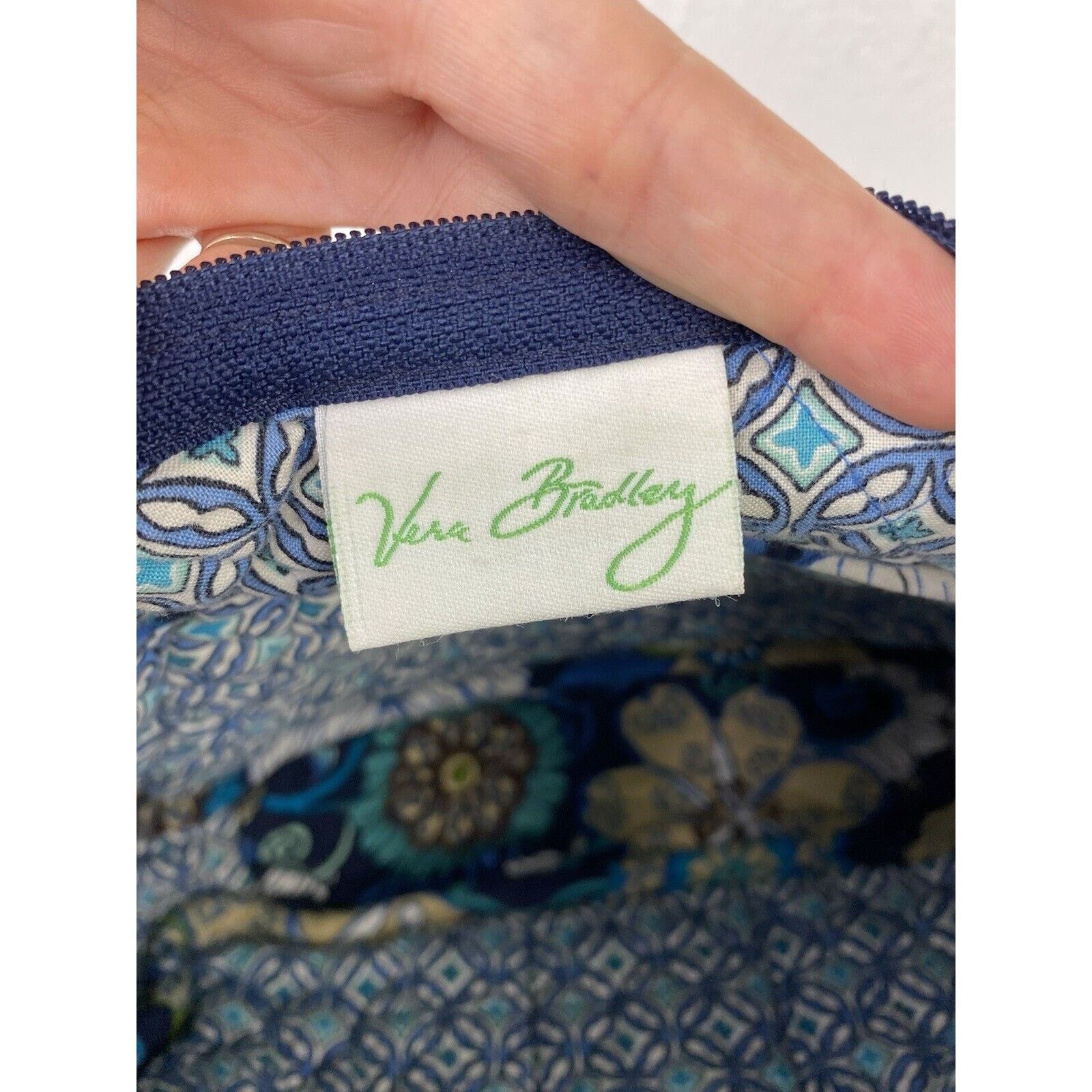 Vera Bradley Vera Bradley Mod Floral Blue Quilted Shoulder Bag Tote Purse Size ONE SIZE - 9 Thumbnail
