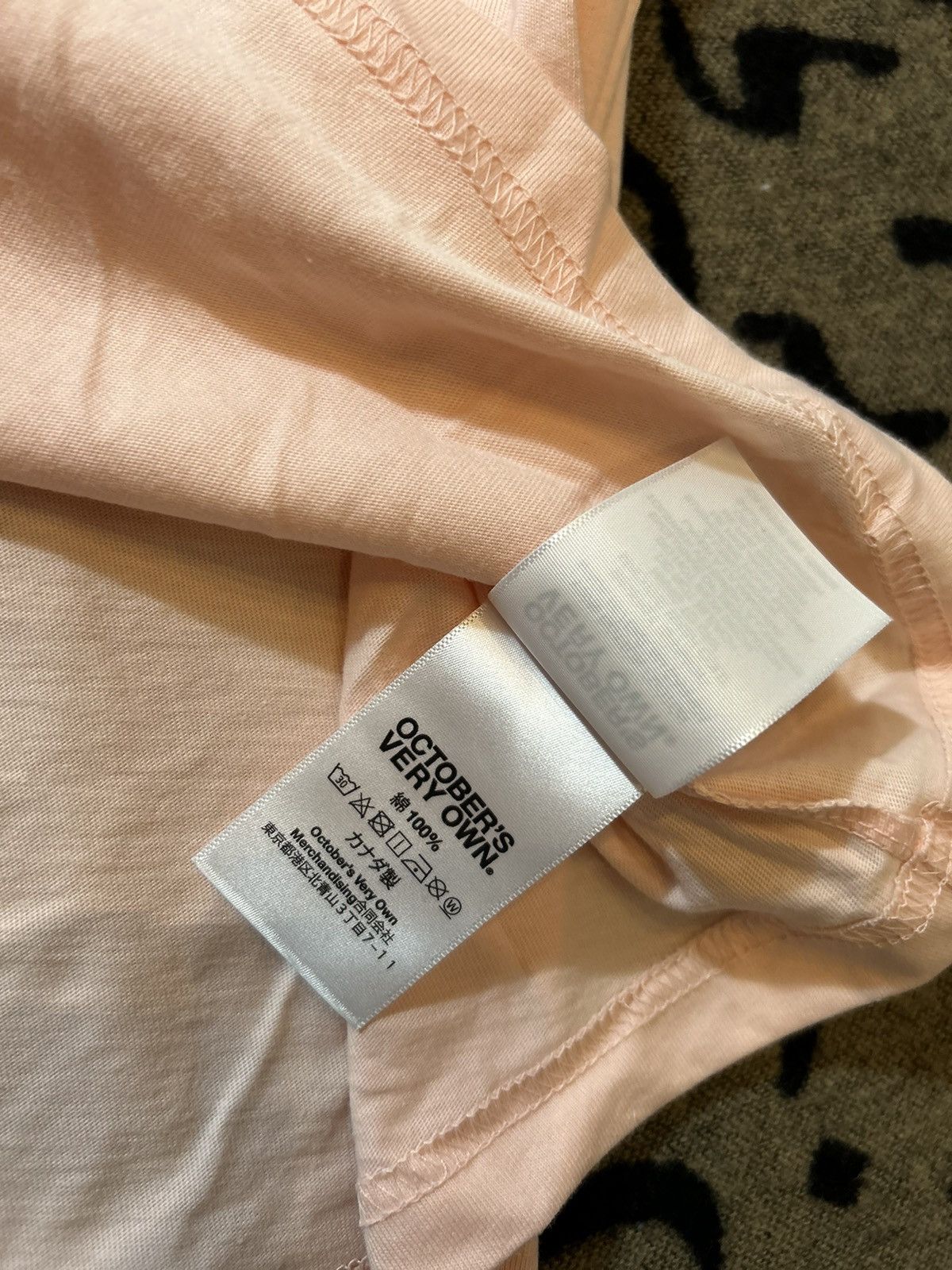 October's Very Own 2019 Omega Tshirt Size US L / EU 52-54 / 3 - 8 Thumbnail