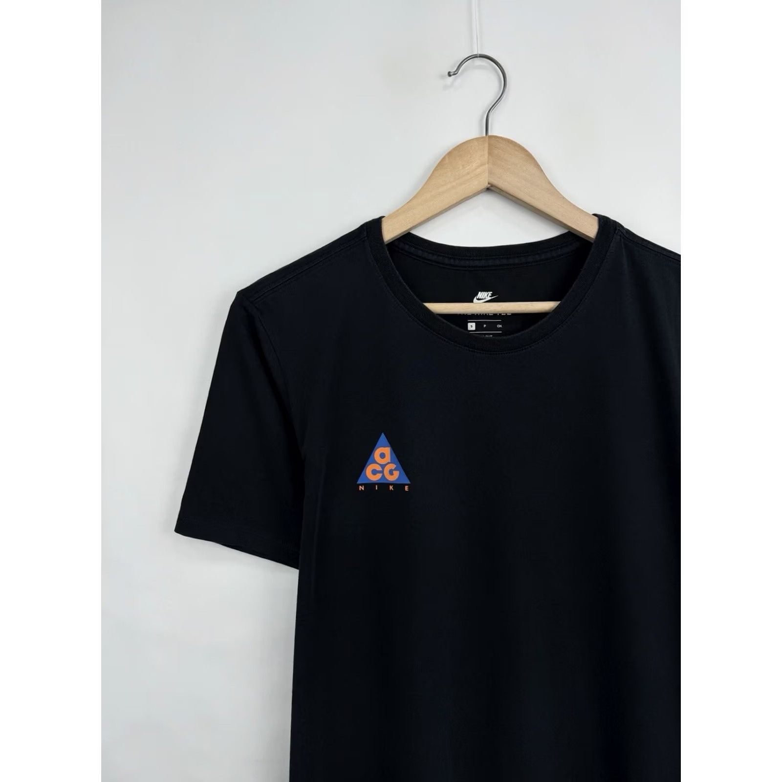 Nike Nike ACG T-Shirt Black Size S Retro Y2K Mens Size US S / EU 44-46 / 1 - 5 Thumbnail