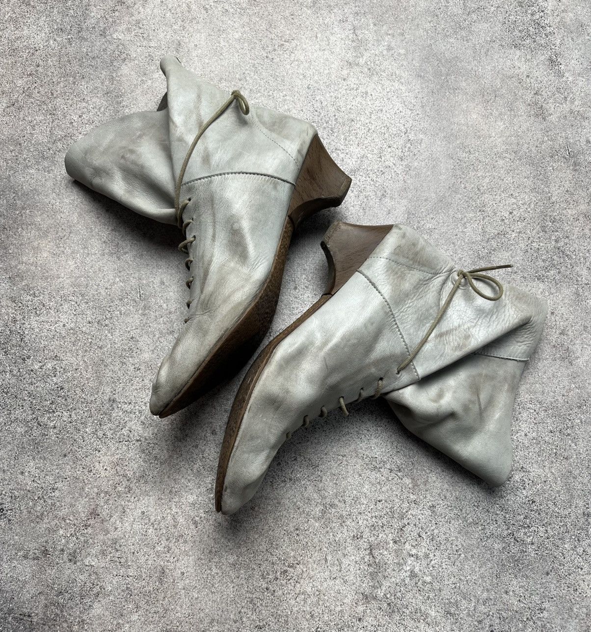 Vintage Vintage genuine leather faded heels shoes Size US 8 / EU 41 - 7 Thumbnail