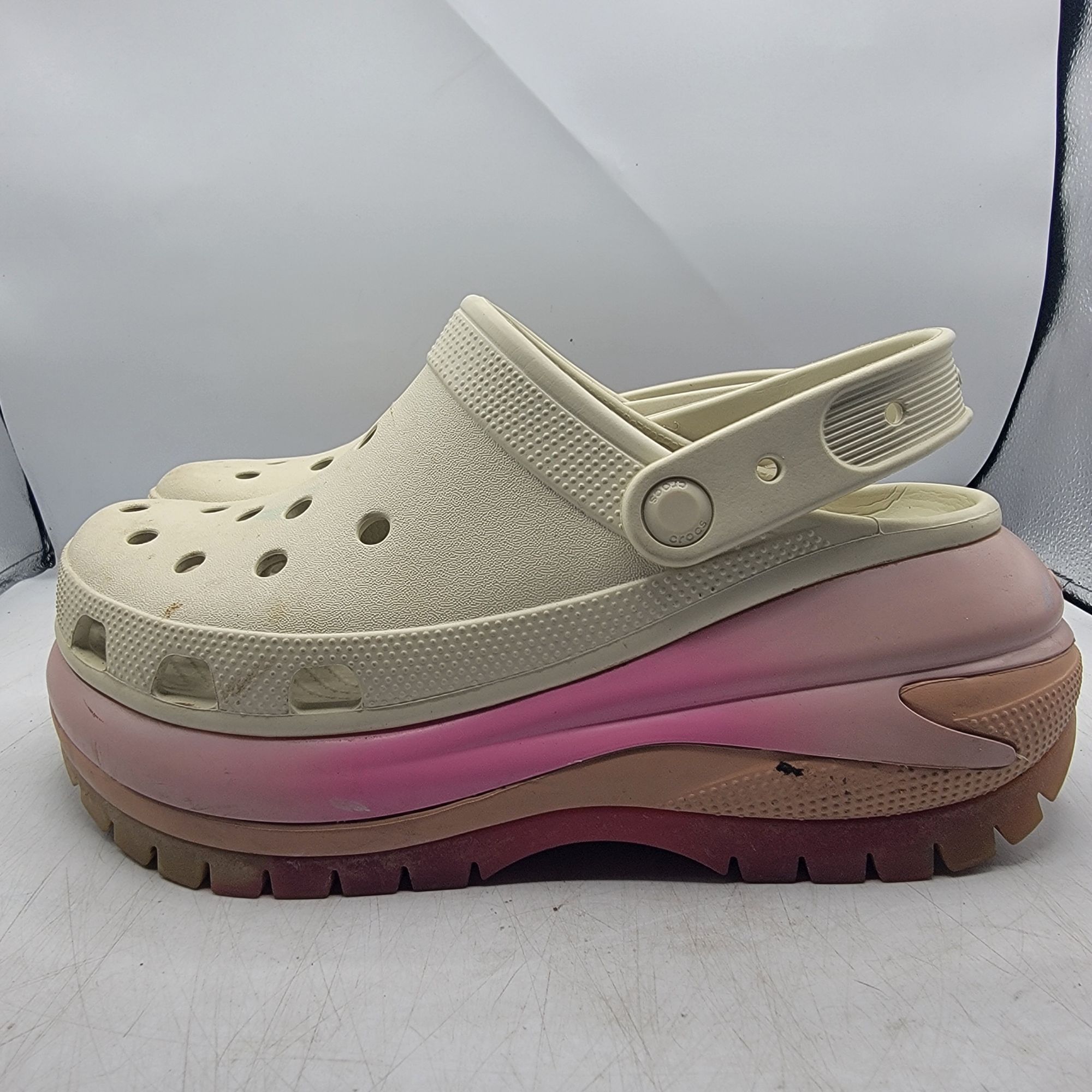 Crocs Crocs Mega Crush Classic Womens 9 Platform Clogs Comfort Wal Size US 9 / IT 39 - 12 Thumbnail