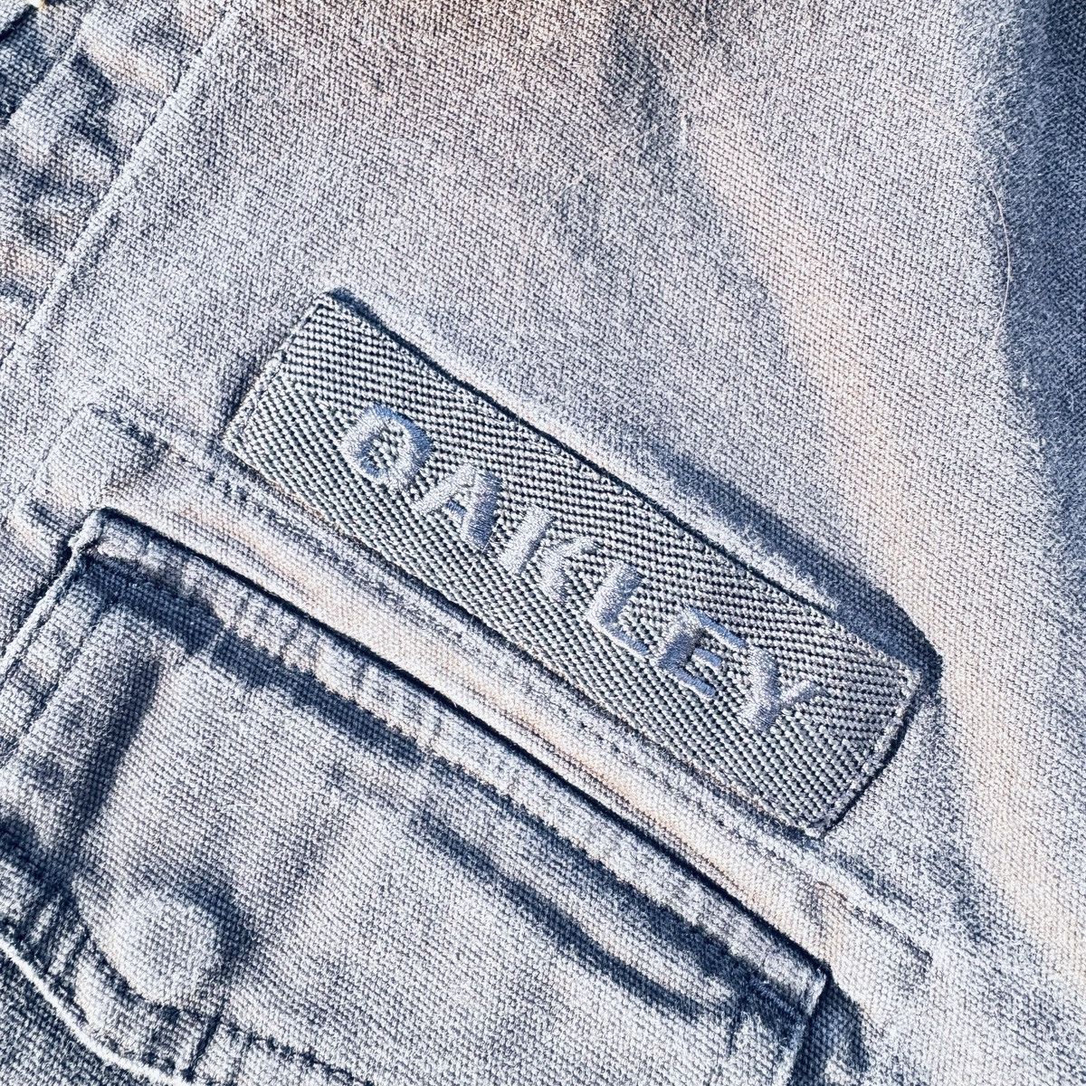 Oakley × Vintage Vintage Oakley Utility |(Fits Men’s M) | Workwear | Faded Size US M / EU 48-50 / 2 - 3 Thumbnail