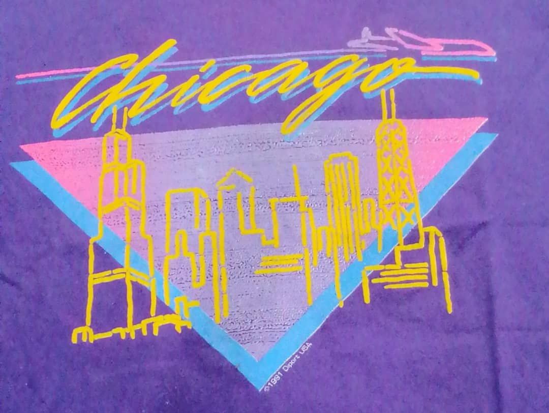 Vintage single stich 1991 Chicago purple Hanes Made in USA diport Size US L / EU 52-54 / 3 - 4 Thumbnail