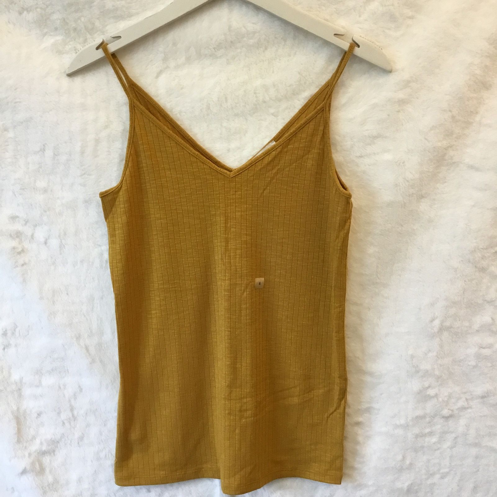 Loft LOFT Gold Double V Cami Size S / US 4 / IT 40 - 1 Thumbnail