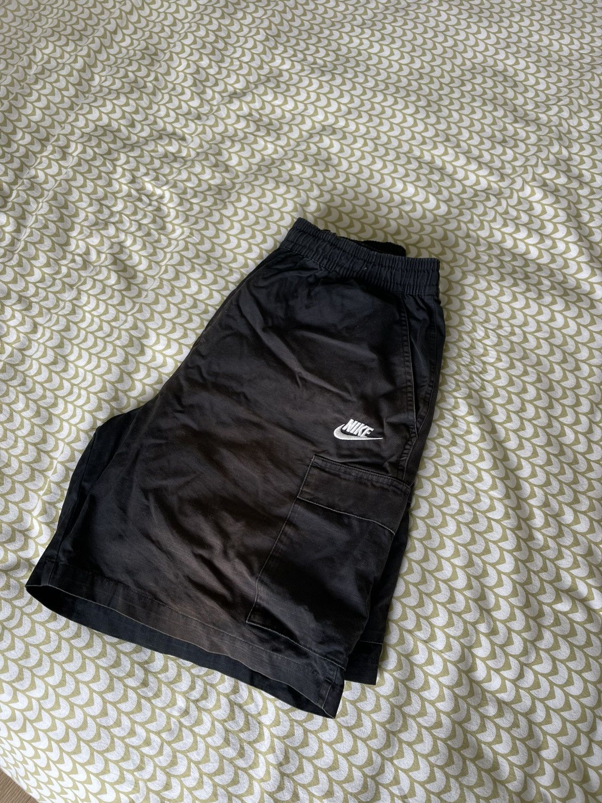 Nike NIKE Cargo Shorts Size US 32 / EU 48 - 2 Thumbnail