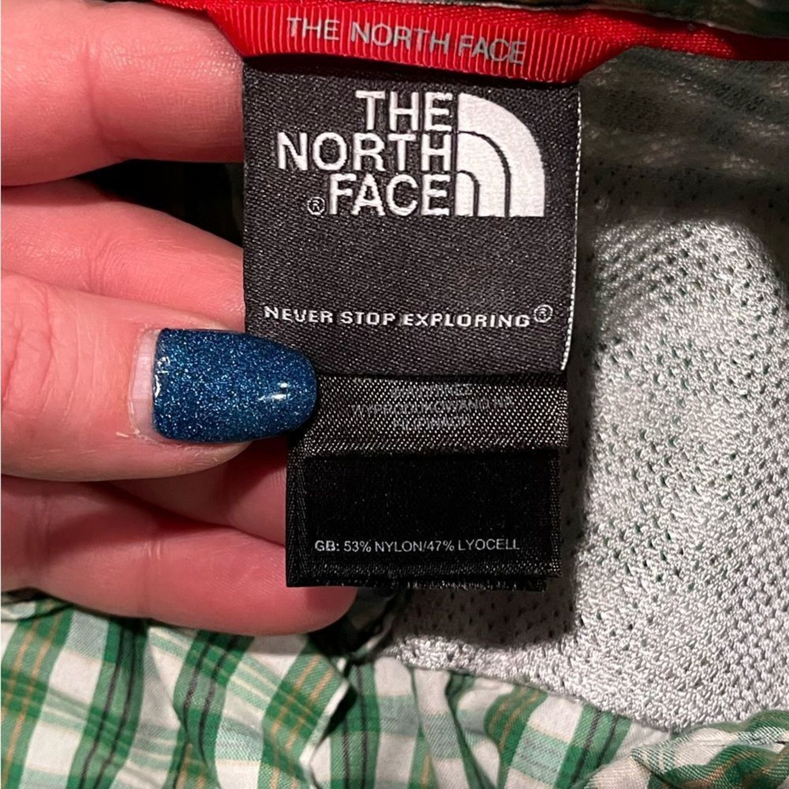 The North Face The North Face Button Up Shirt Short Sleeves Pocket Plaid L Size US L / EU 52-54 / 3 - 2 Thumbnail