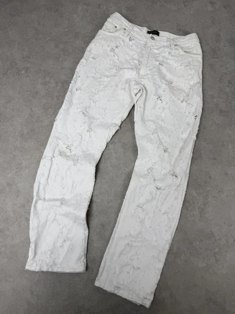 Versace 2000s Versace White Distressed Denim Jeans Size US 32 / EU 48 - 5 Thumbnail