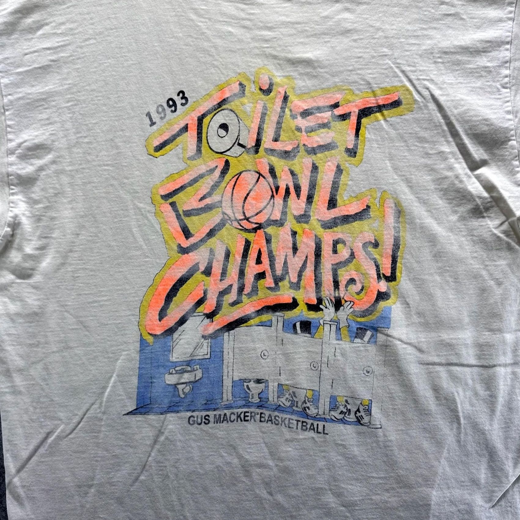 Vintage VINTAGE Gus Macker Shirt XL White Toilet Bowl Champs Graphic Tee 90s Mens Size US XL / EU 56 / 4 - 2 Thumbnail