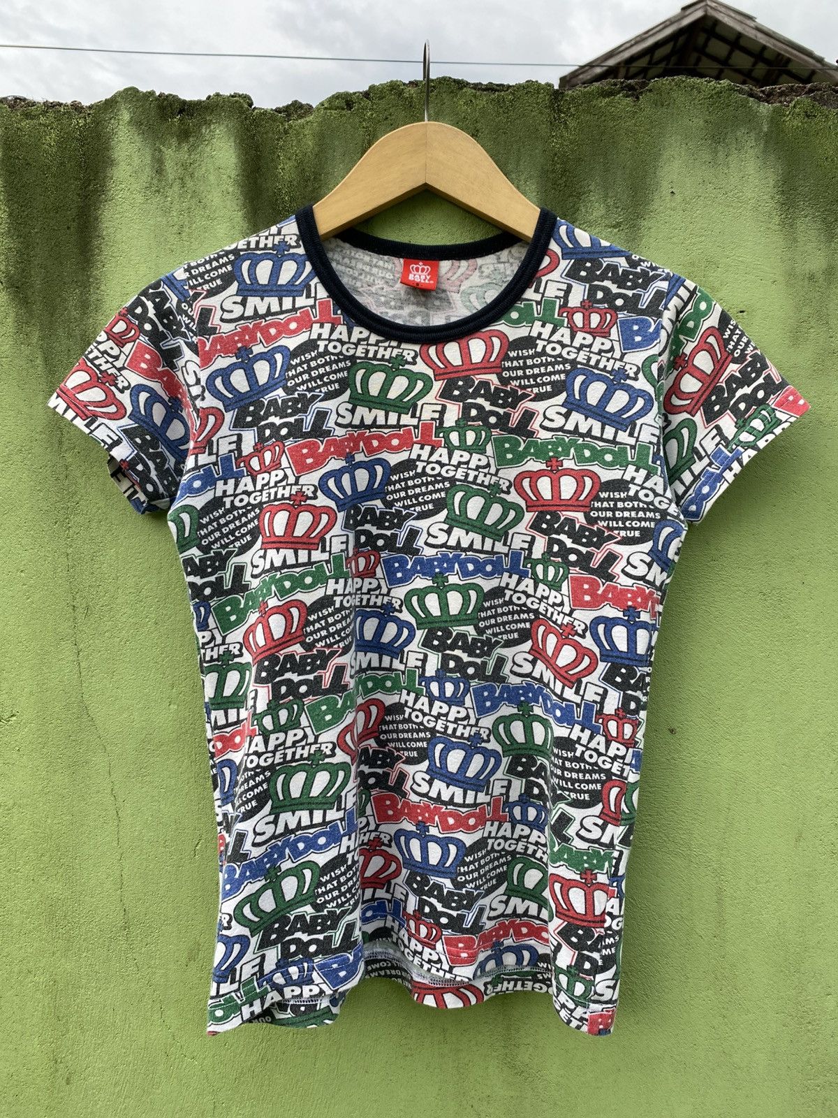 Japanese Brand Baby Doll Graphic Crown Multicolor All Over Print Tee Japan Size S / US 4 / IT 40 - 1 Thumbnail