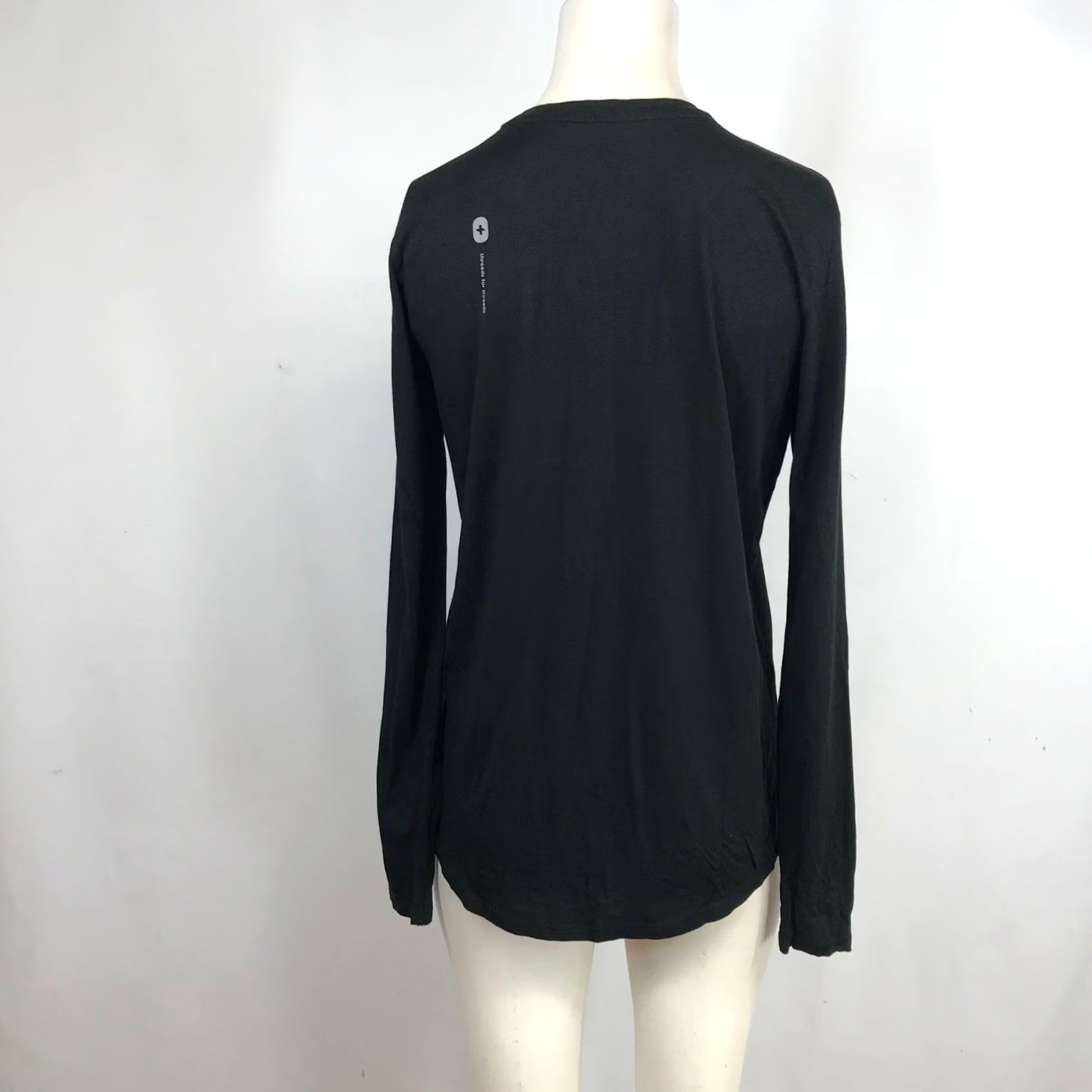 Logo 7 FIGS Shirt Mens S Black Super Soft Long Sleeve Underscrub Aya Healthcare Logo Size US S / EU 44-46 / 1 - 5 Thumbnail