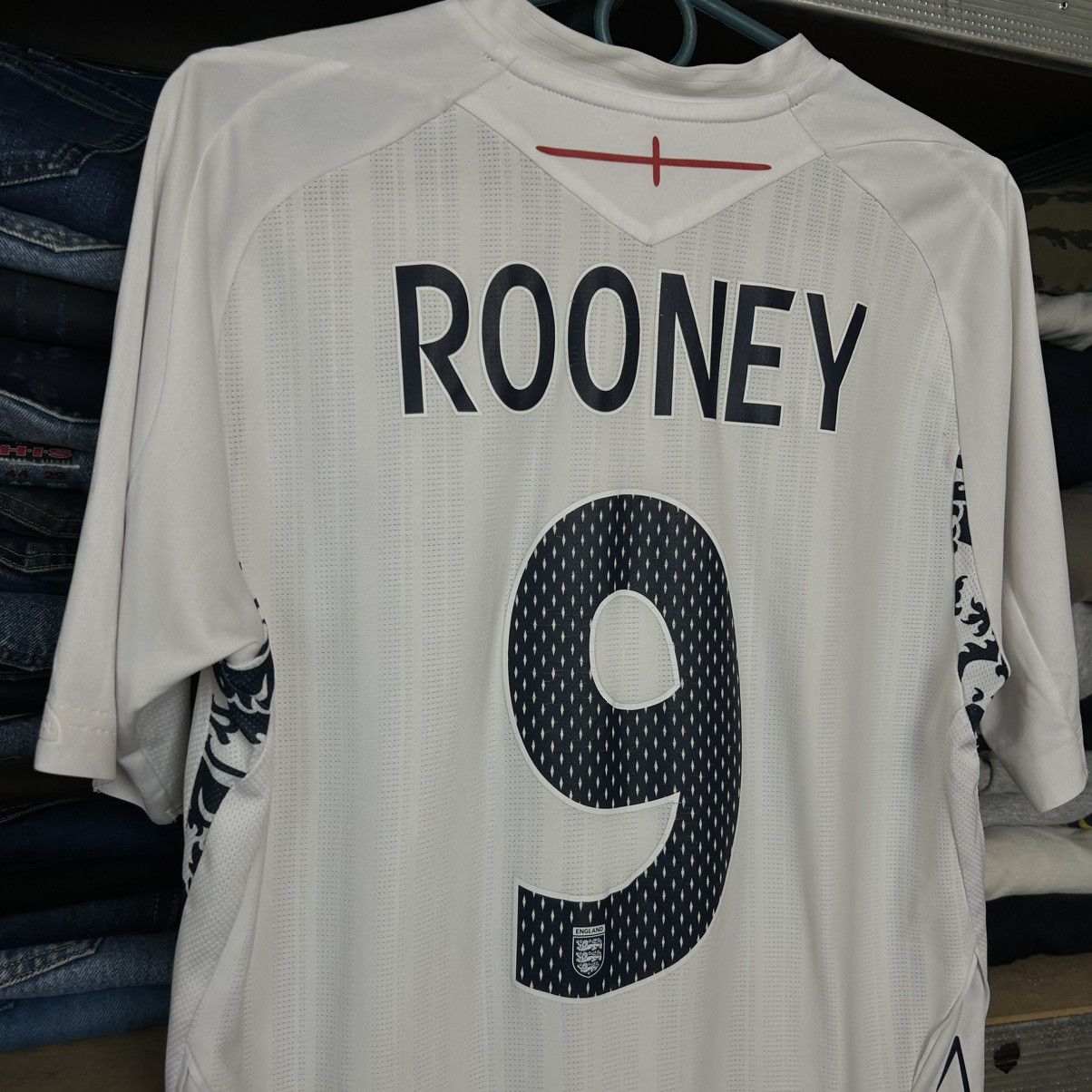 Umbro Vintage Umbro England Rooney 9 soccer jersey Size US S / EU 44-46 / 1 - 12 Thumbnail