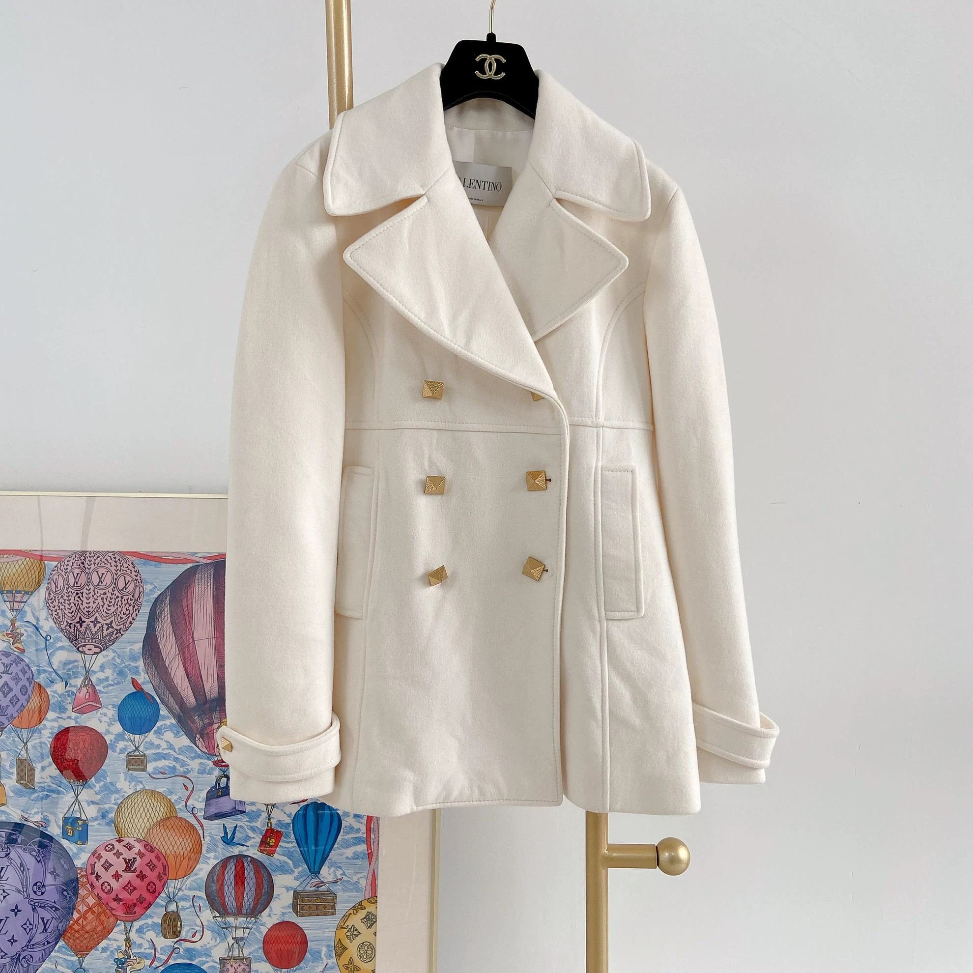 Valentino Valentino White Wool Jacket 46 Size L / US 10 / IT 46 - 1 Thumbnail