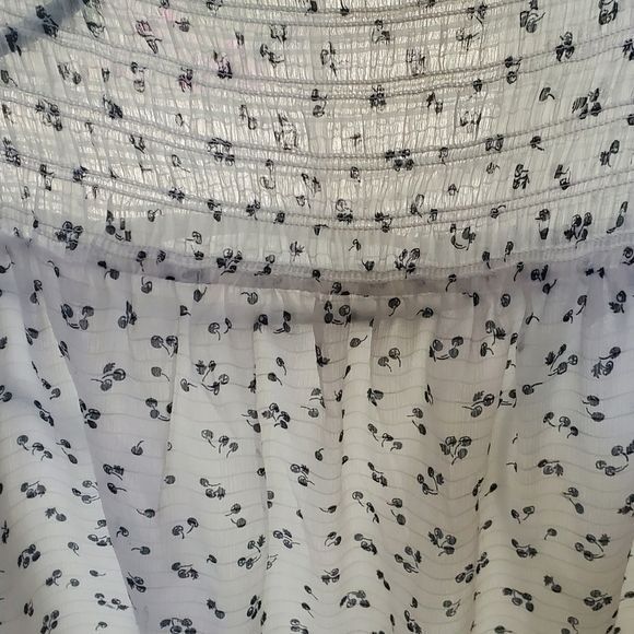 Ann Taylor Ann Taylor Cherries Smocked Yoke Lined Sz. XXS Blouse Size XXS / US 00 / IT 34 - 3 Thumbnail