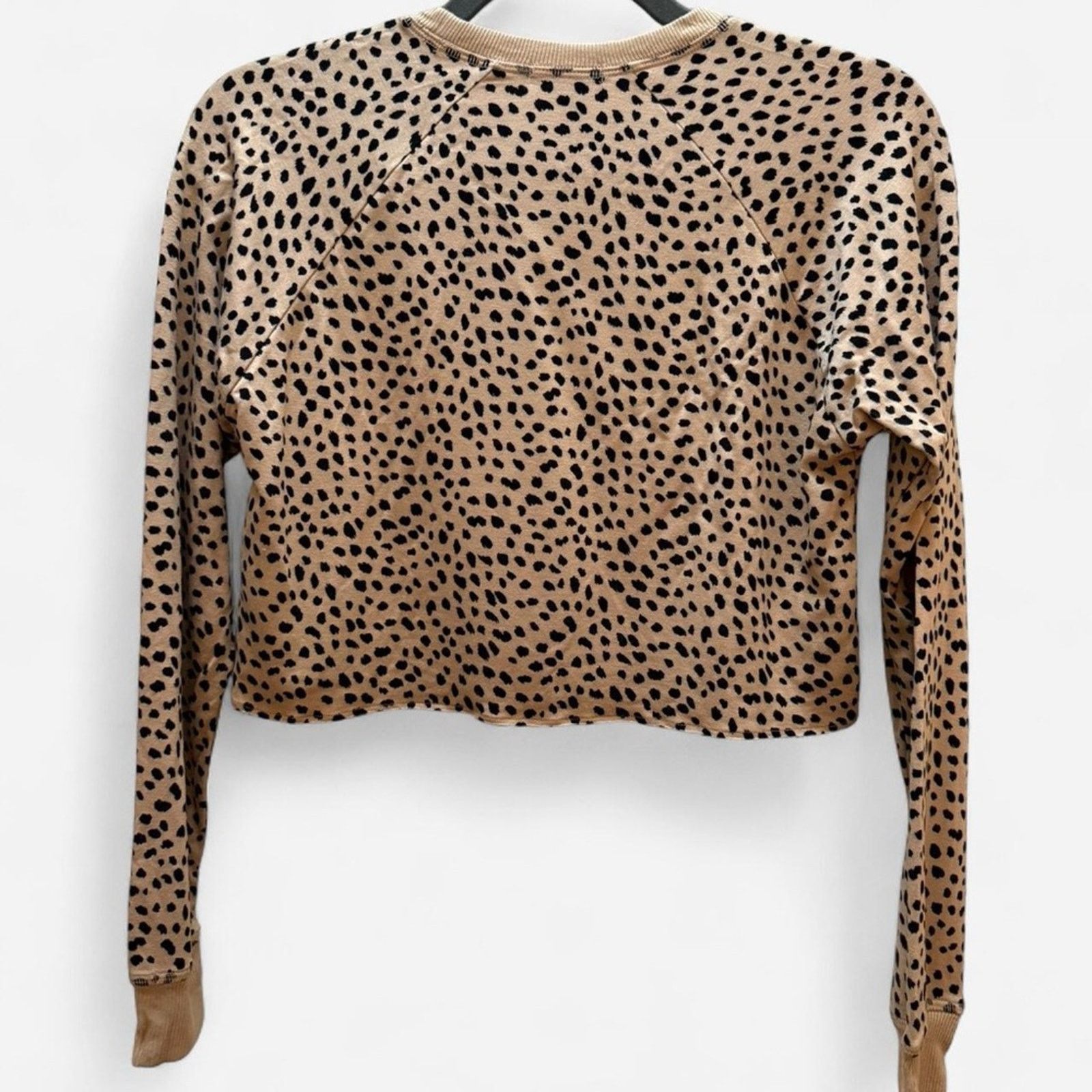 Forever 21 Forever 21 Cheetah Print Crop Top Size Small Size S / US 4 / IT 40 - 2 Thumbnail