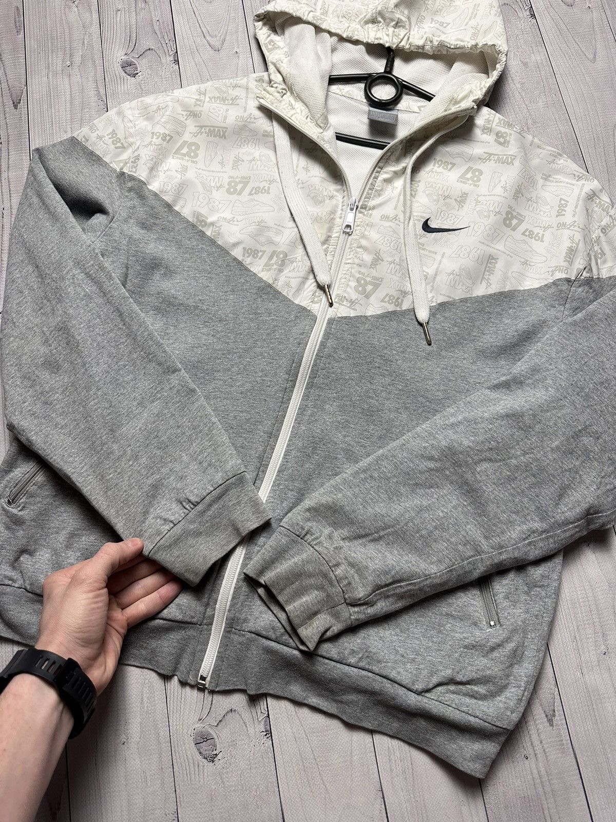 Nike × Vintage Vintage Nike zip hoodie size L logo air max 87 rare Size US L / EU 52-54 / 3 - 4 Thumbnail