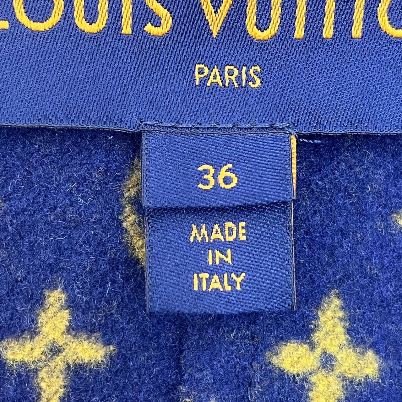 Louis Vuitton Louis Vuitton Wool hooded coat with classic logo on blue le Size US M / EU 48-50 / 2 - 7 Thumbnail