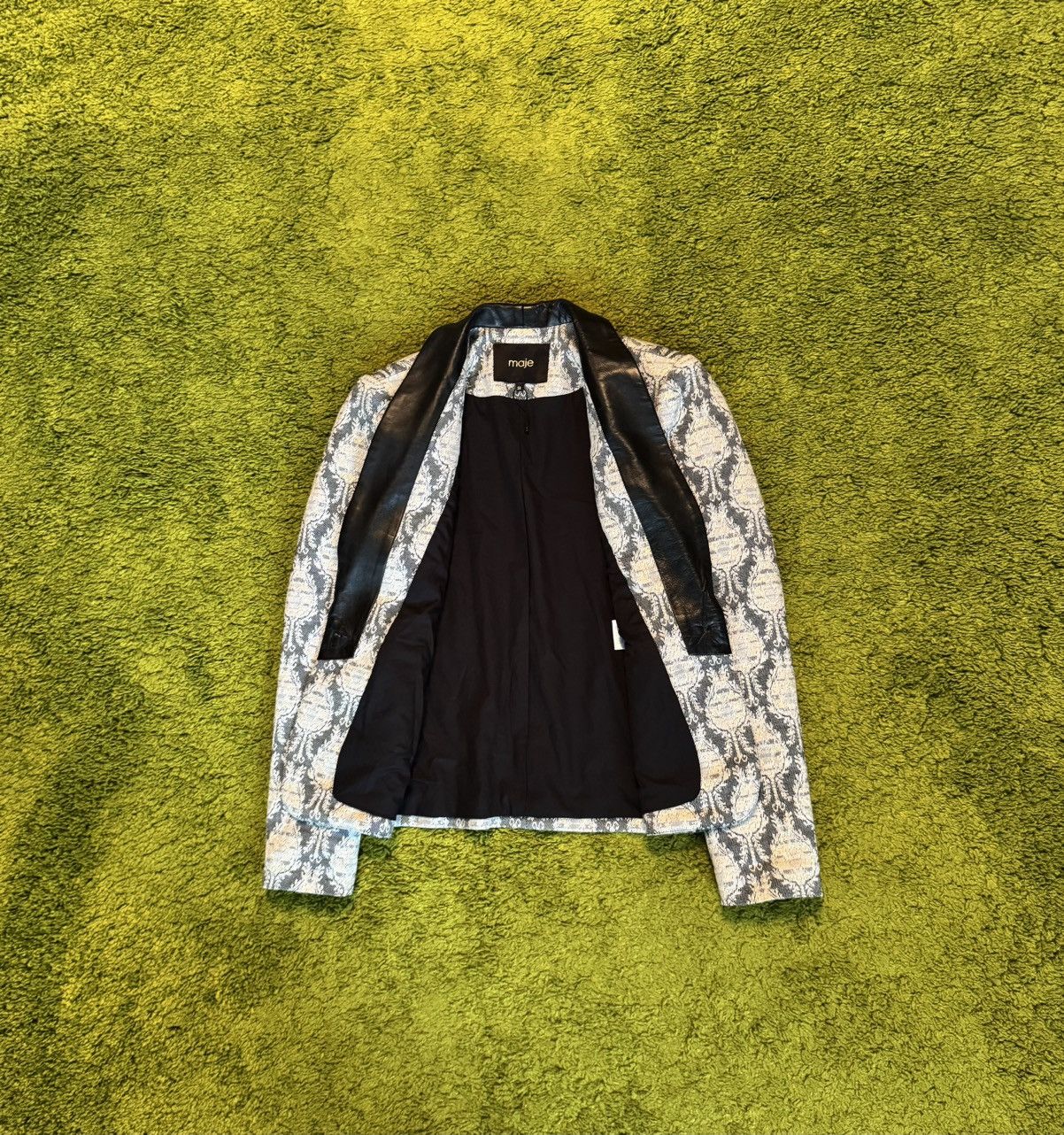 Designer × Maje Maje oldmoney style jacquard blazer with leather collar Size S / US 4 / IT 40 - 2 Thumbnail