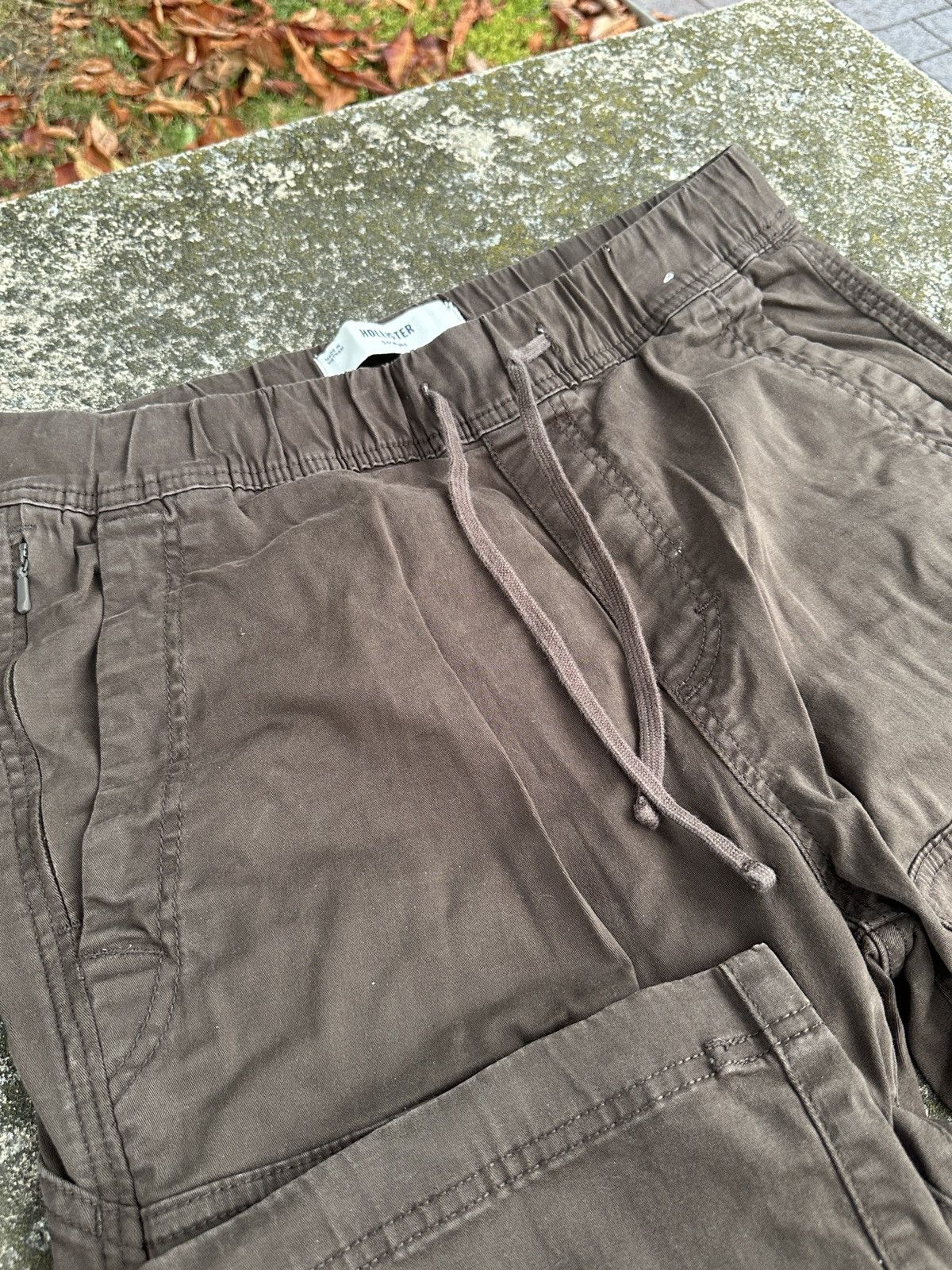 Hollister Brown Hollister Lightweight Straight Fit Cargo Pants Size US 32 / EU 48 - 3 Thumbnail