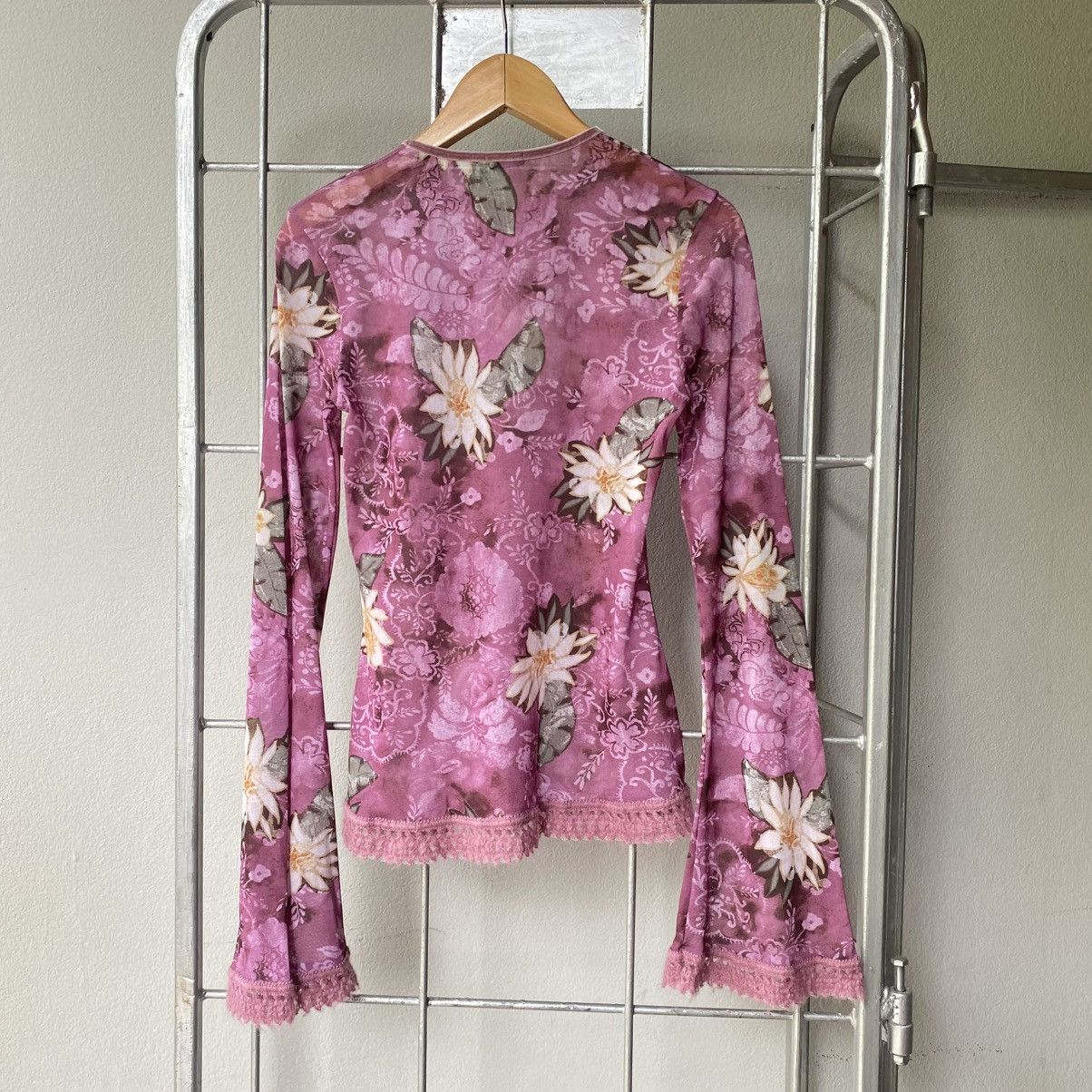 United Colors Of Benetton UNITED COLORS OF BENETTON Y2K Sheer Floral Lace Mesh Top Size M / US 6-8 / IT 42-44 - 25 Thumbnail