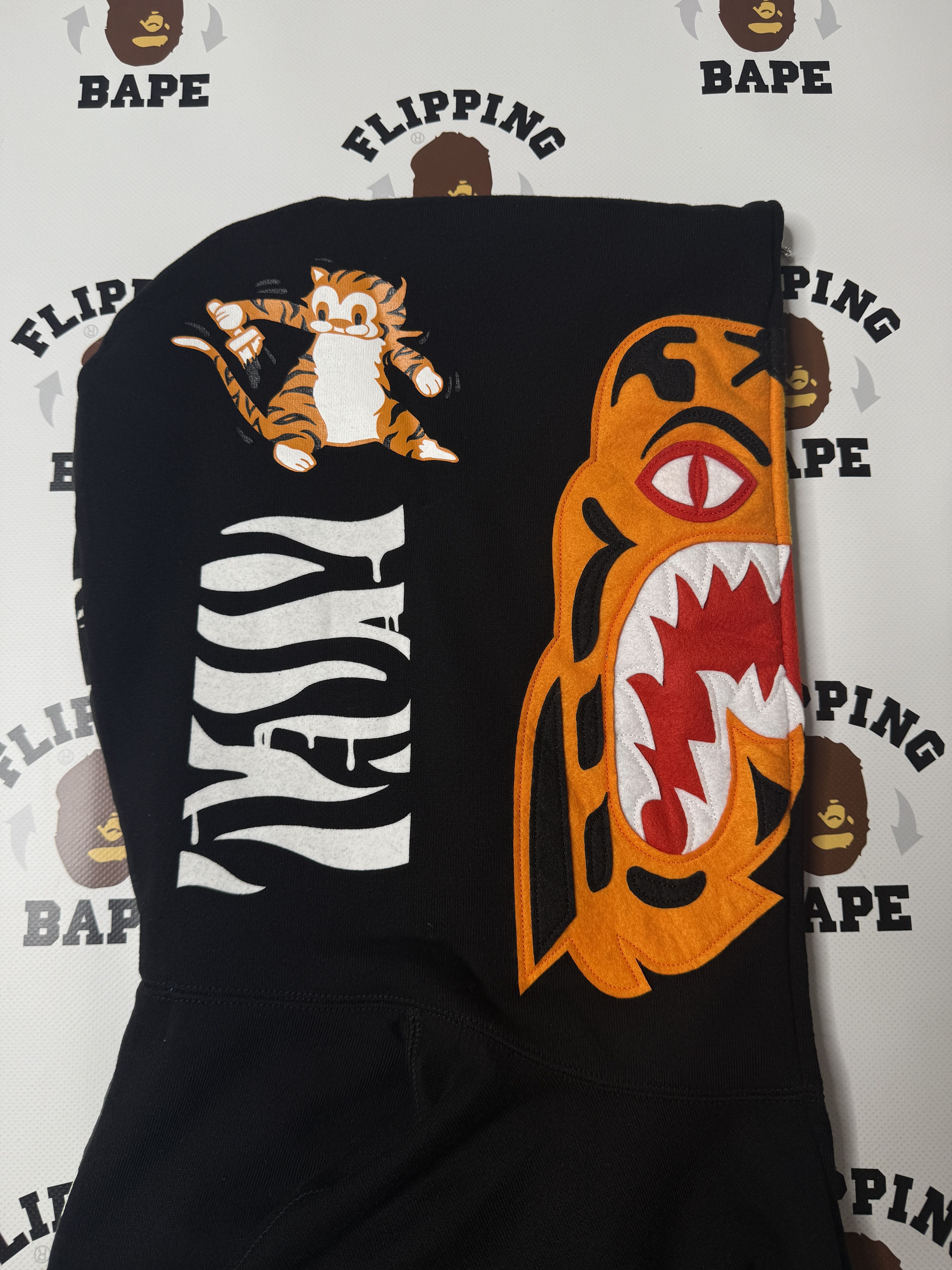 Bape BAPE CITY CAMO TIGER SHARK FULL ZIP HOODIE AW25 Size US L / EU 52-54 / 3 - 8 Thumbnail