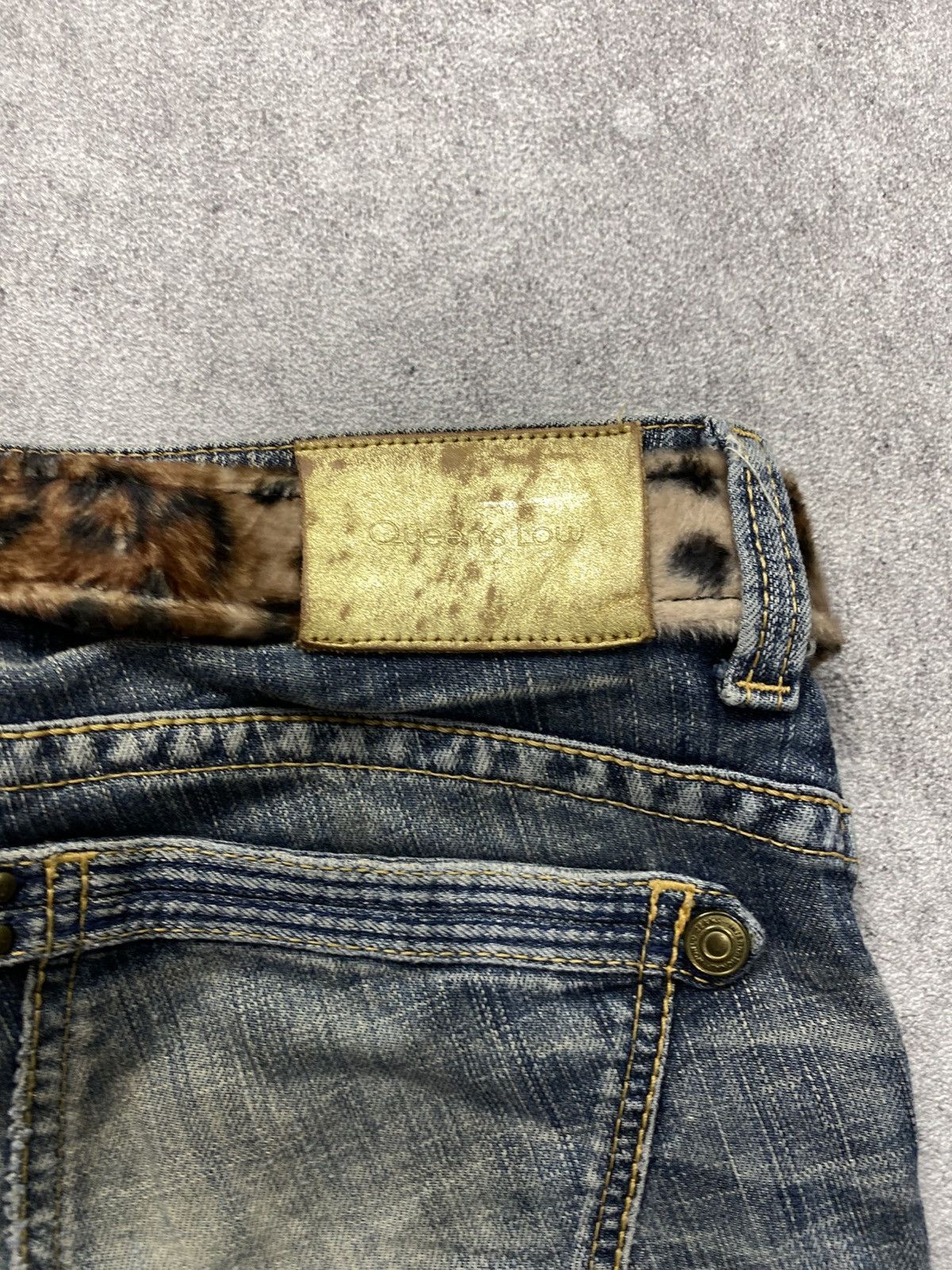 Tornado Mart 2000s Queenlow distressed stain style flare pant Size US 29 - 5 Thumbnail