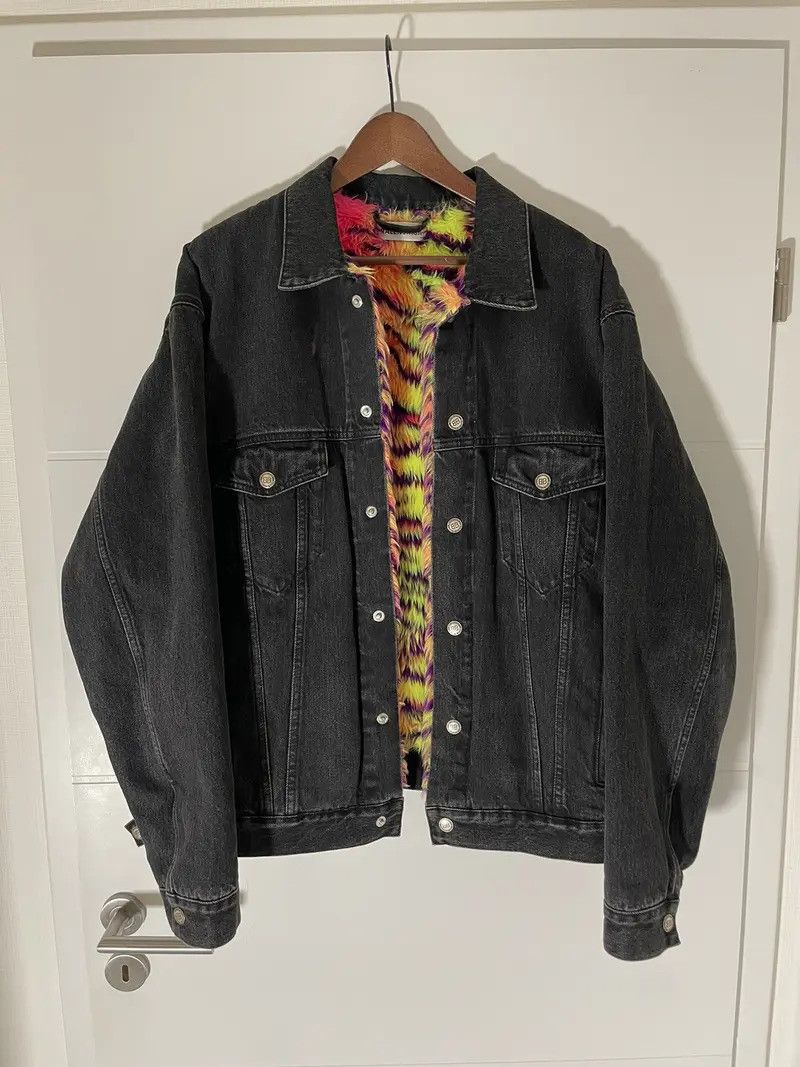 Balenciaga Balenciaga Multicolor fur lined black denim jacket Carti Size US M / EU 48-50 / 2 - 1 Thumbnail