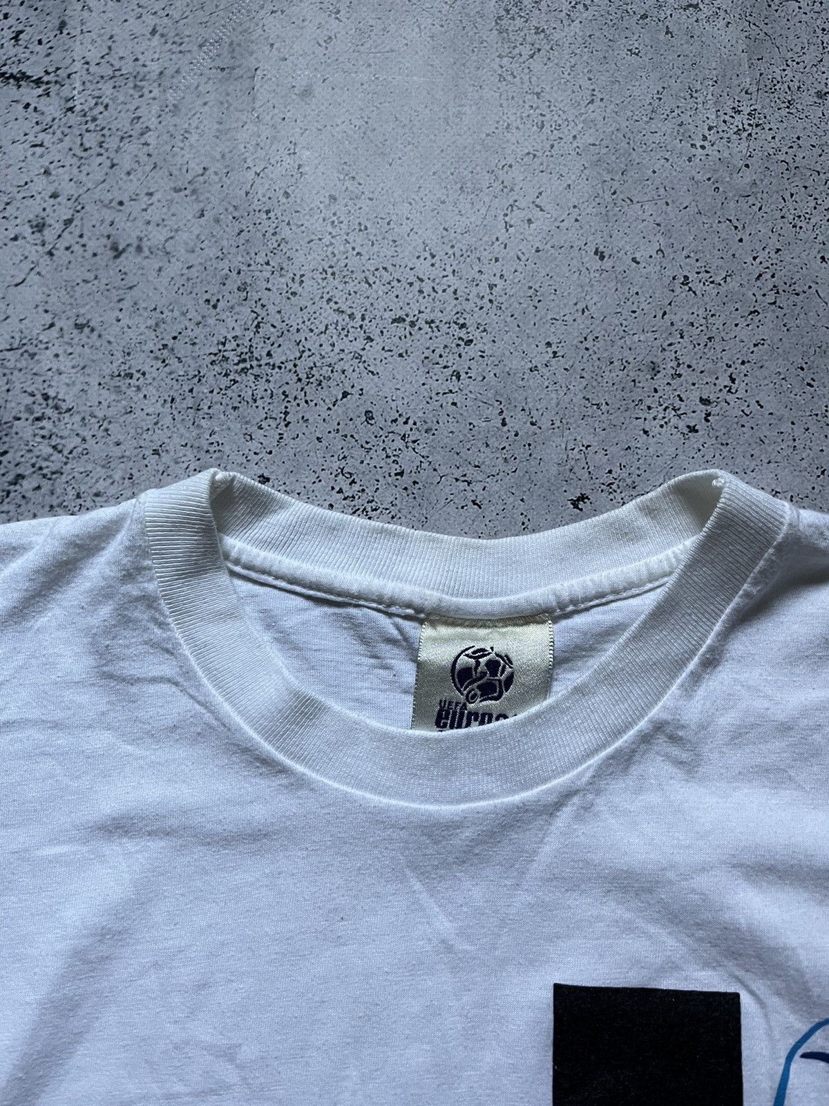 Vintage RARE 1994 Adidas Uefa Euro England 96 Big Logo T-shirt Y2K Size US L / EU 52-54 / 3 - 9 Thumbnail