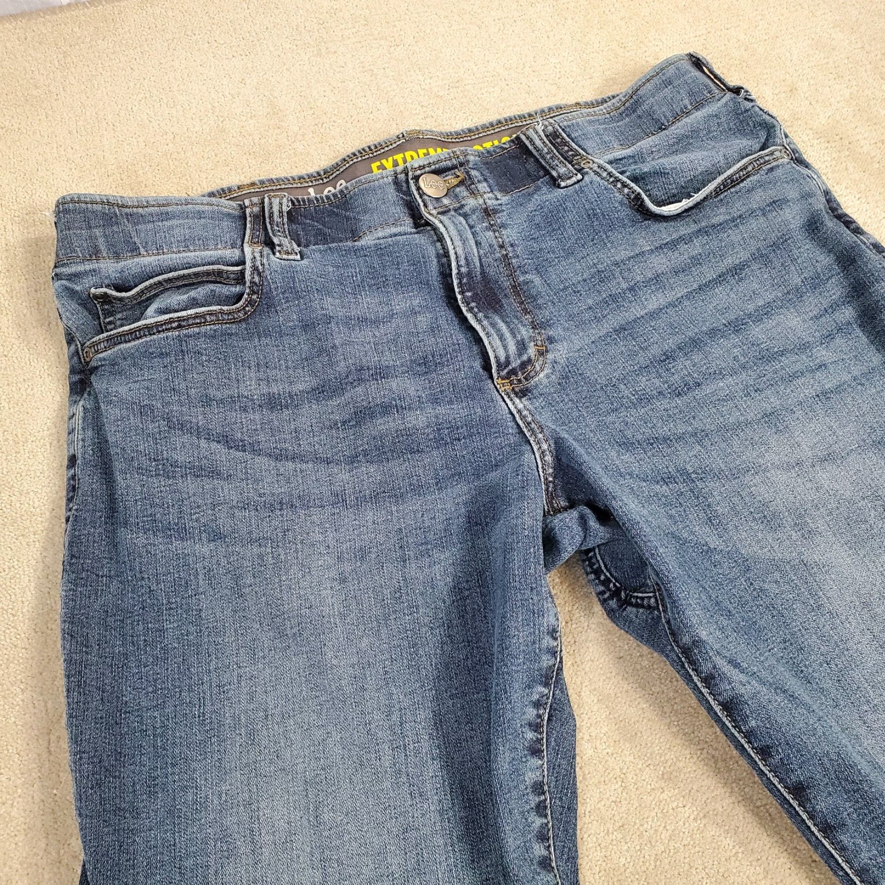 Lee Lee Jeans Mens 38x29 Blue Straight Fit Tapered Leg Extreme Motion Stretch Faded Jeans Mens 38 Blue Denim Cotton Logo Pockets Vintage No Size US 38 / EU 54 - 2 Thumbnail