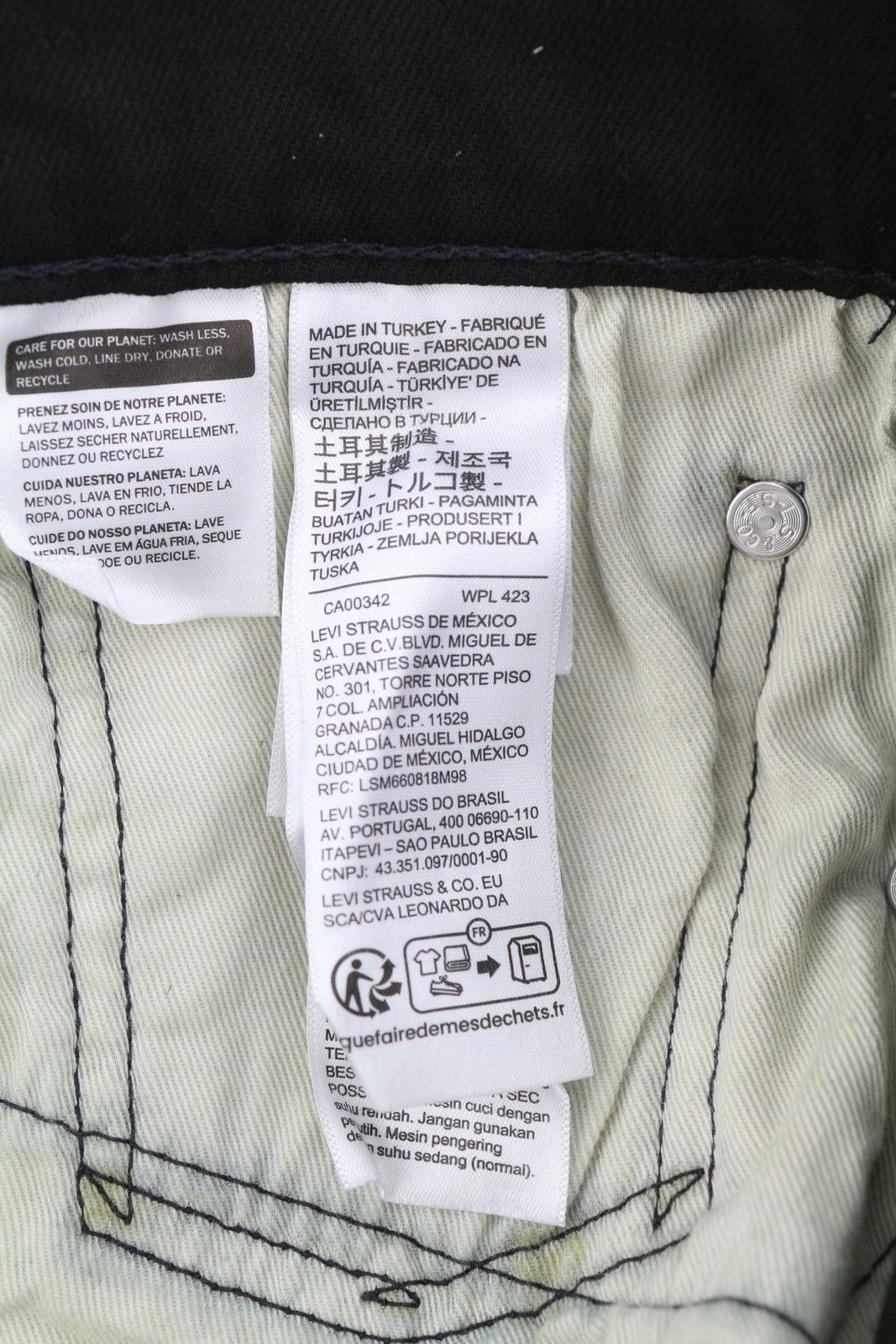 Levi's 502 W33/L30 Taper Zip Black Denim Jeans 87077 Size US 33 - 9 Thumbnail