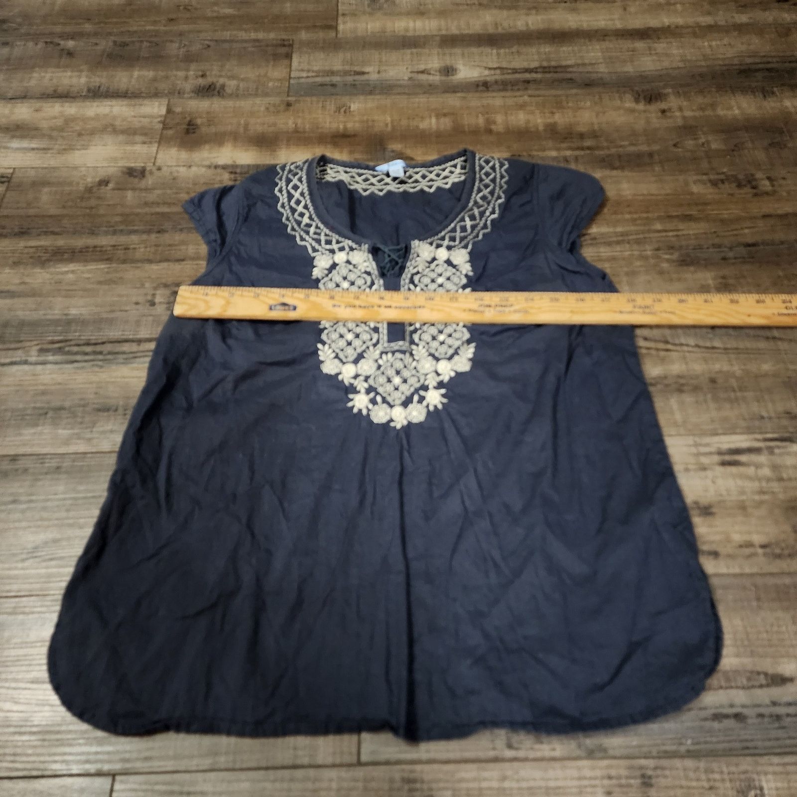 Izod Izod embroidered sleeveless blouse women top sz M blue 2228 Size M / US 6-8 / IT 42-44 - 2 Thumbnail