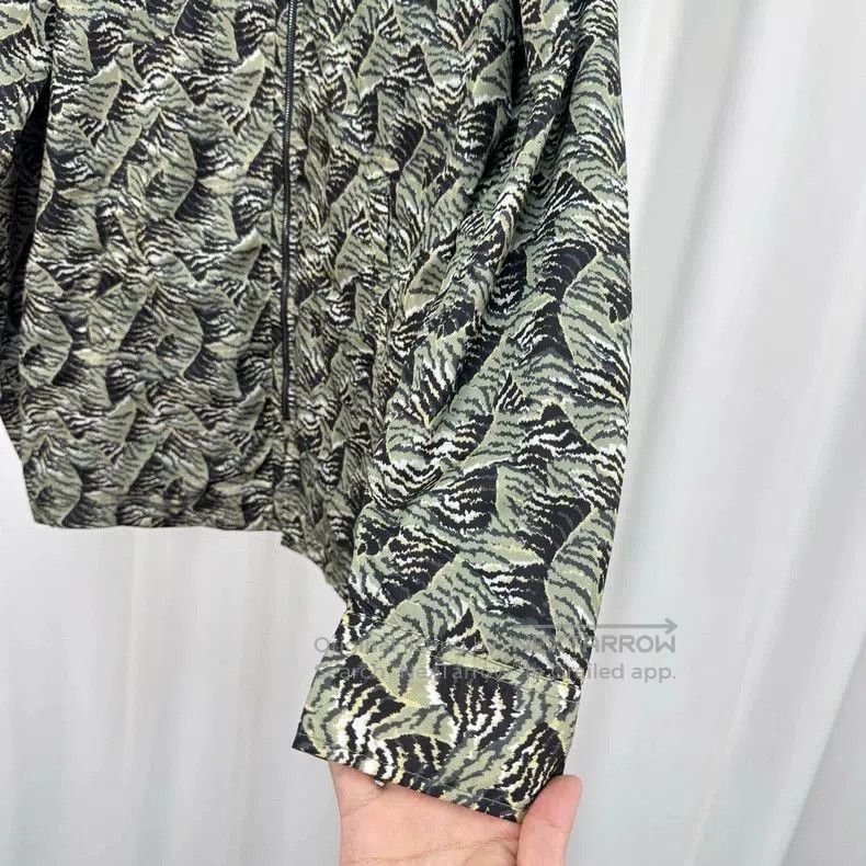Acne Studios Acne Studios Green Mountain Print Zip Jacket. Size US L / EU 52-54 / 3 - 4 Thumbnail
