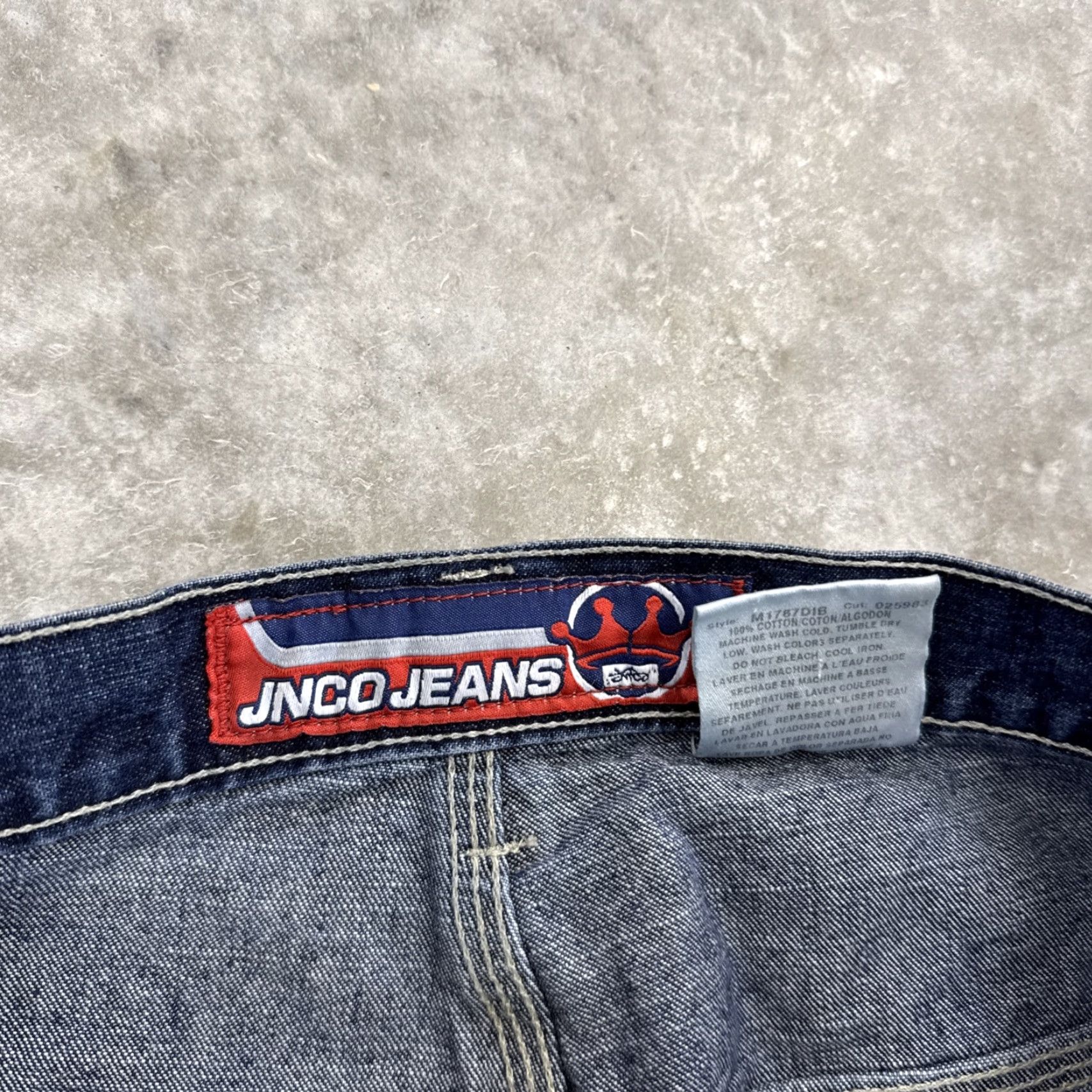 JNCO VINTAGE JNCO Jeans mens 33 x 30 Baggy Wide-Leg Crown Carpenter Skater 90s Grunge Jeans Mens Regular Blue Cotton Denim Embroidered Logo Vintage JNCO Size US 33 - 5 Thumbnail