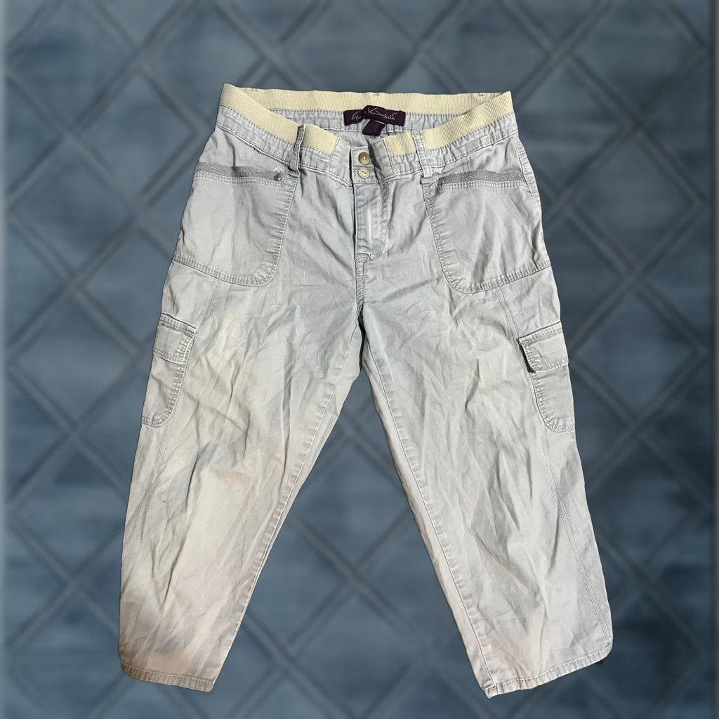 Gloria Vanderbilt Gloria Vanderbilt Capri Crop Pants Gray Solid 6P Petite Capri Benches? Size 28" / US 6 / IT 42 - 1 Thumbnail